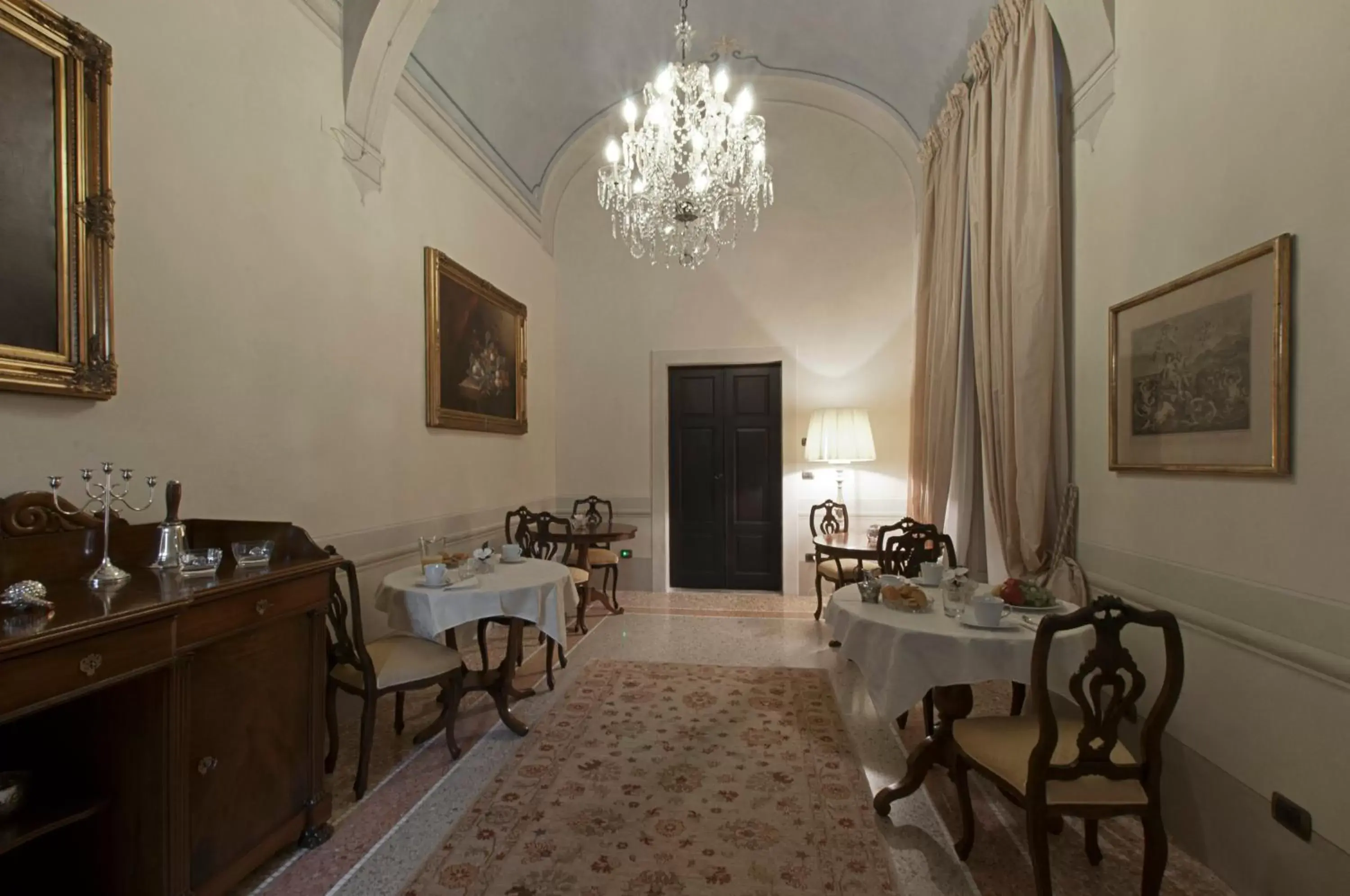 Restaurant/Places to Eat in Villa Scorzi - Residenza d'Epoca - Adults only