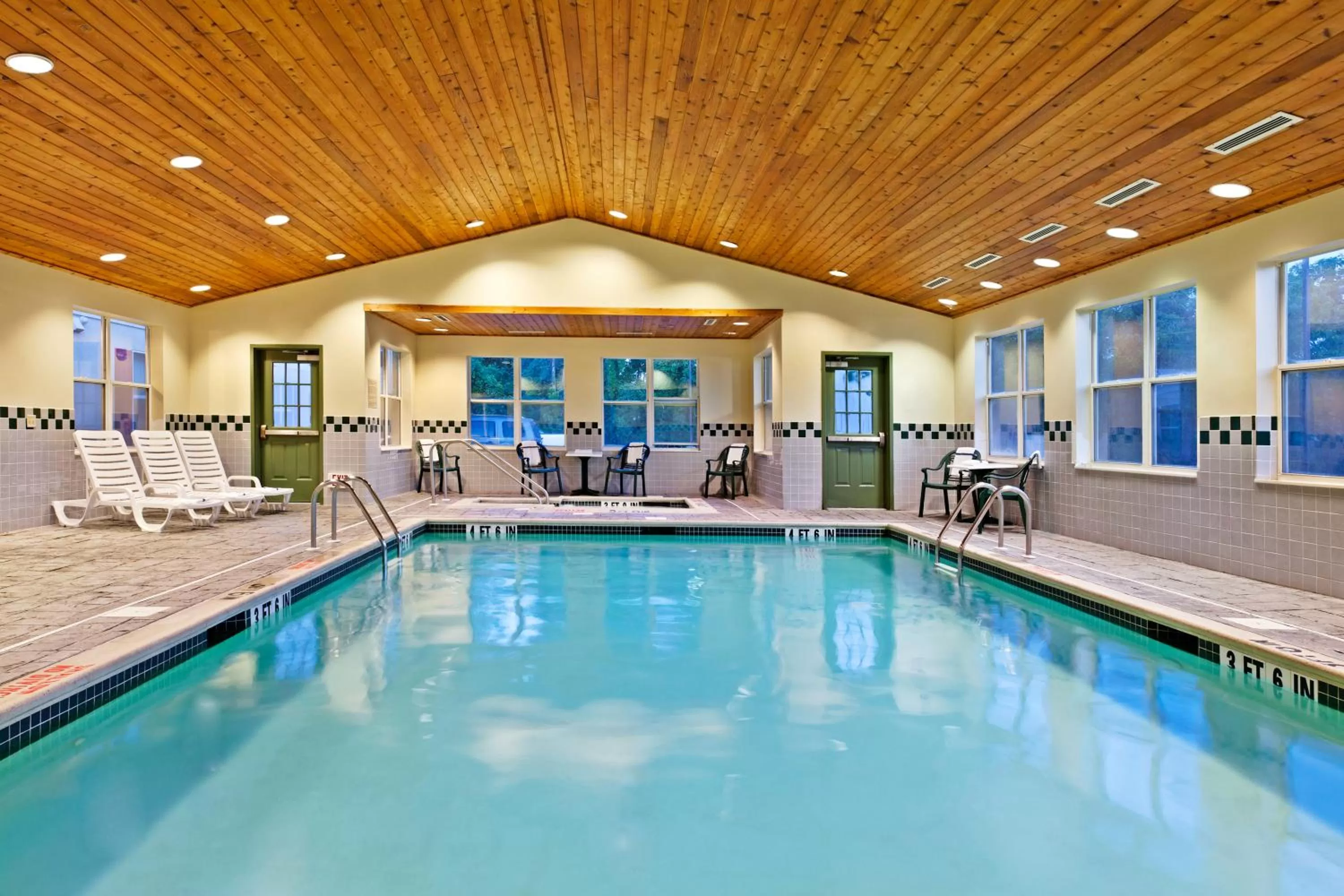 Pool view in Country Inn & Suites by Radisson, Harrisburg Northeast - Hershey