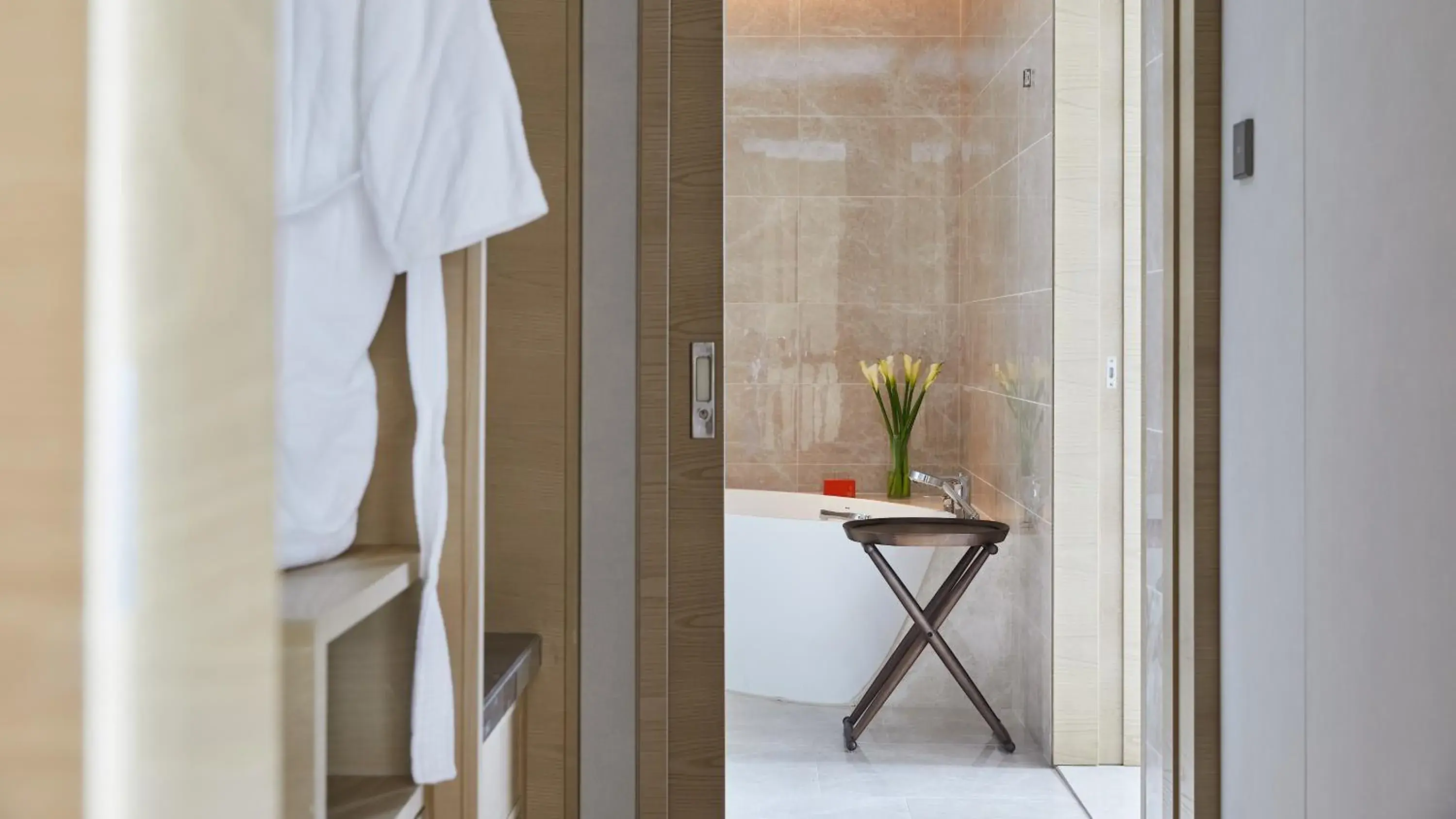 Bathroom in Pullman Shanghai Qingpu Excellence Bathroom in Pullman Shanghai Qingpu Excellence