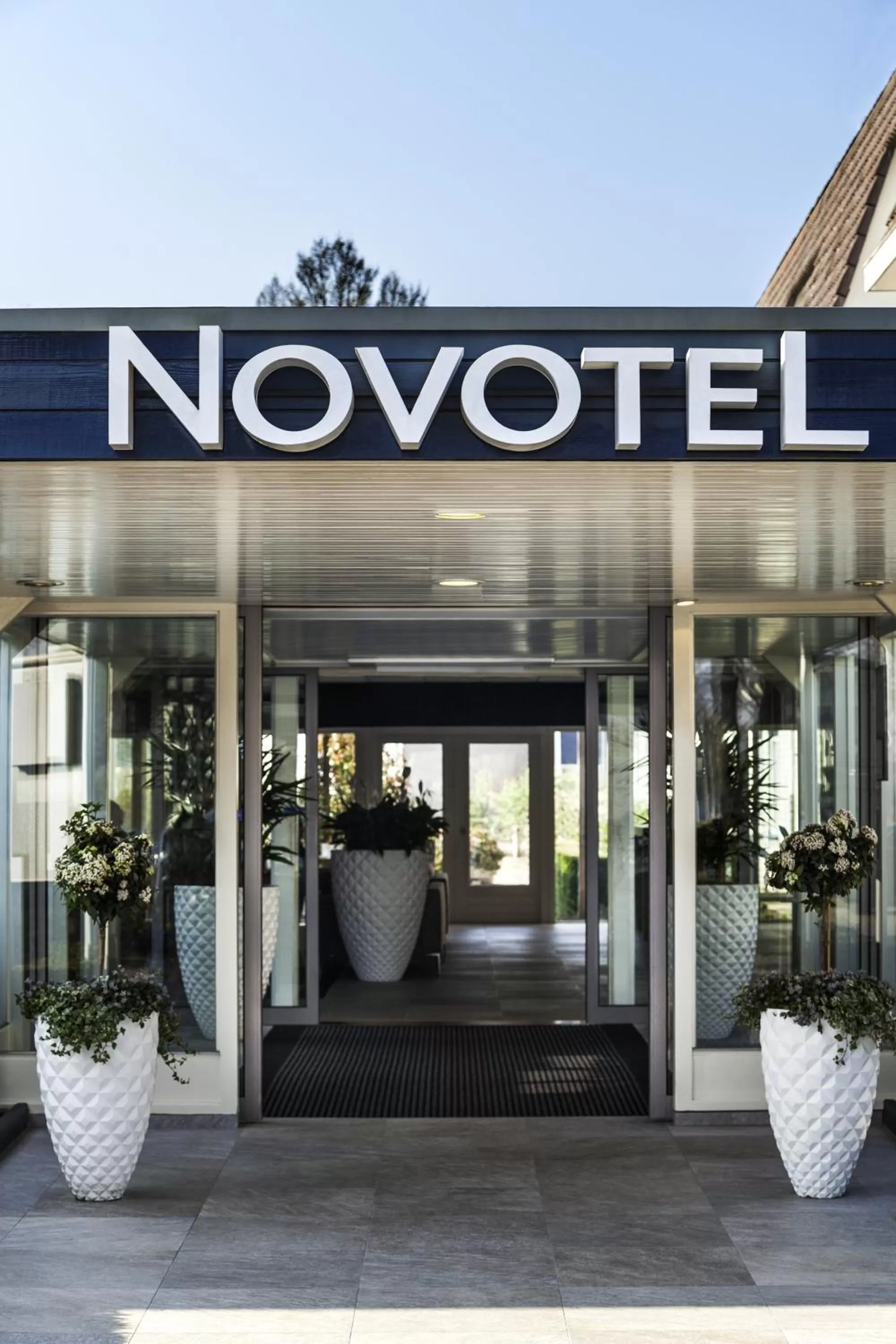 Facade/entrance in Novotel Breda