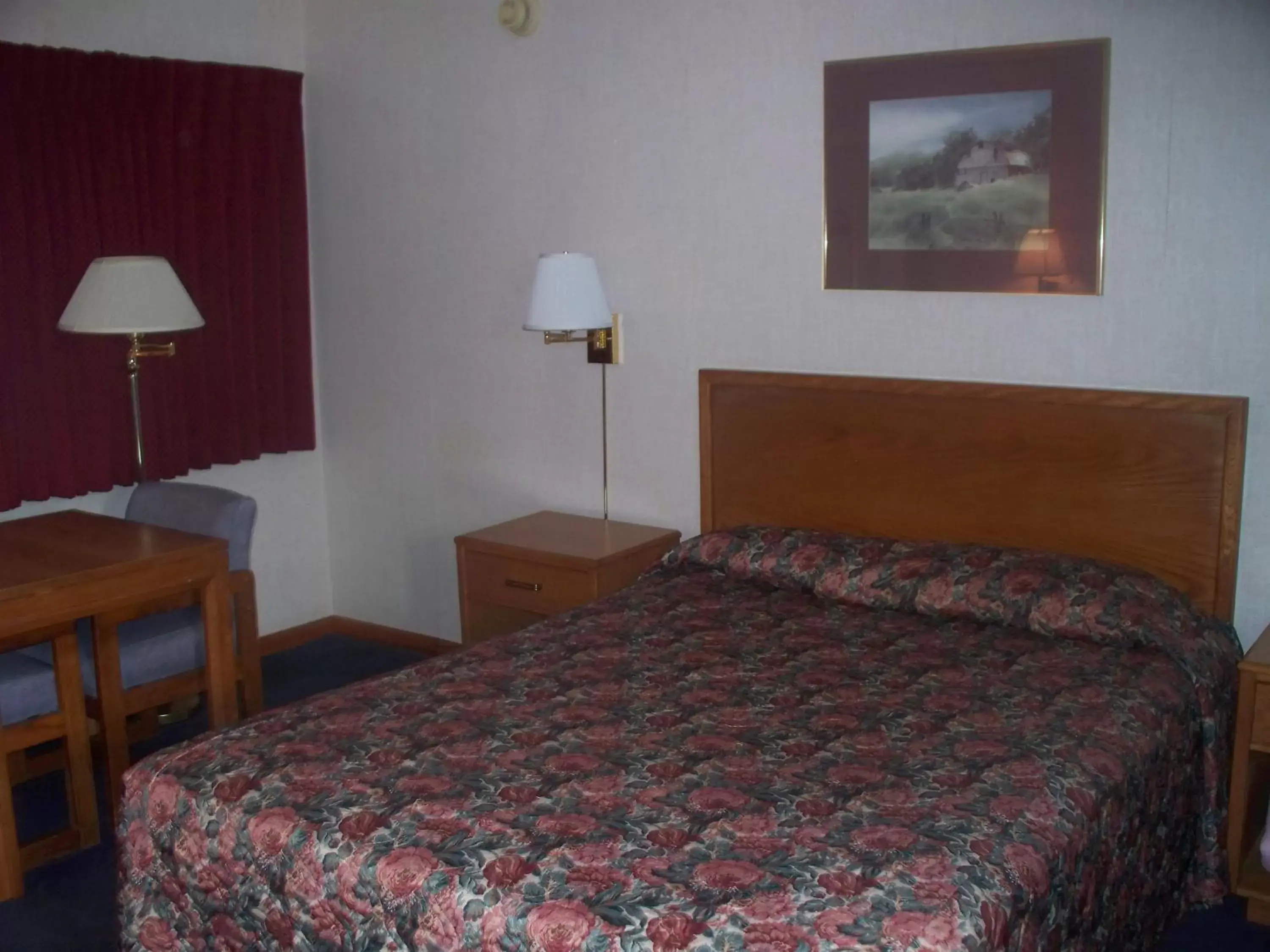 Deluxe King Suite in Alpine Lodge Deluxe King Suite in Alpine Lodge