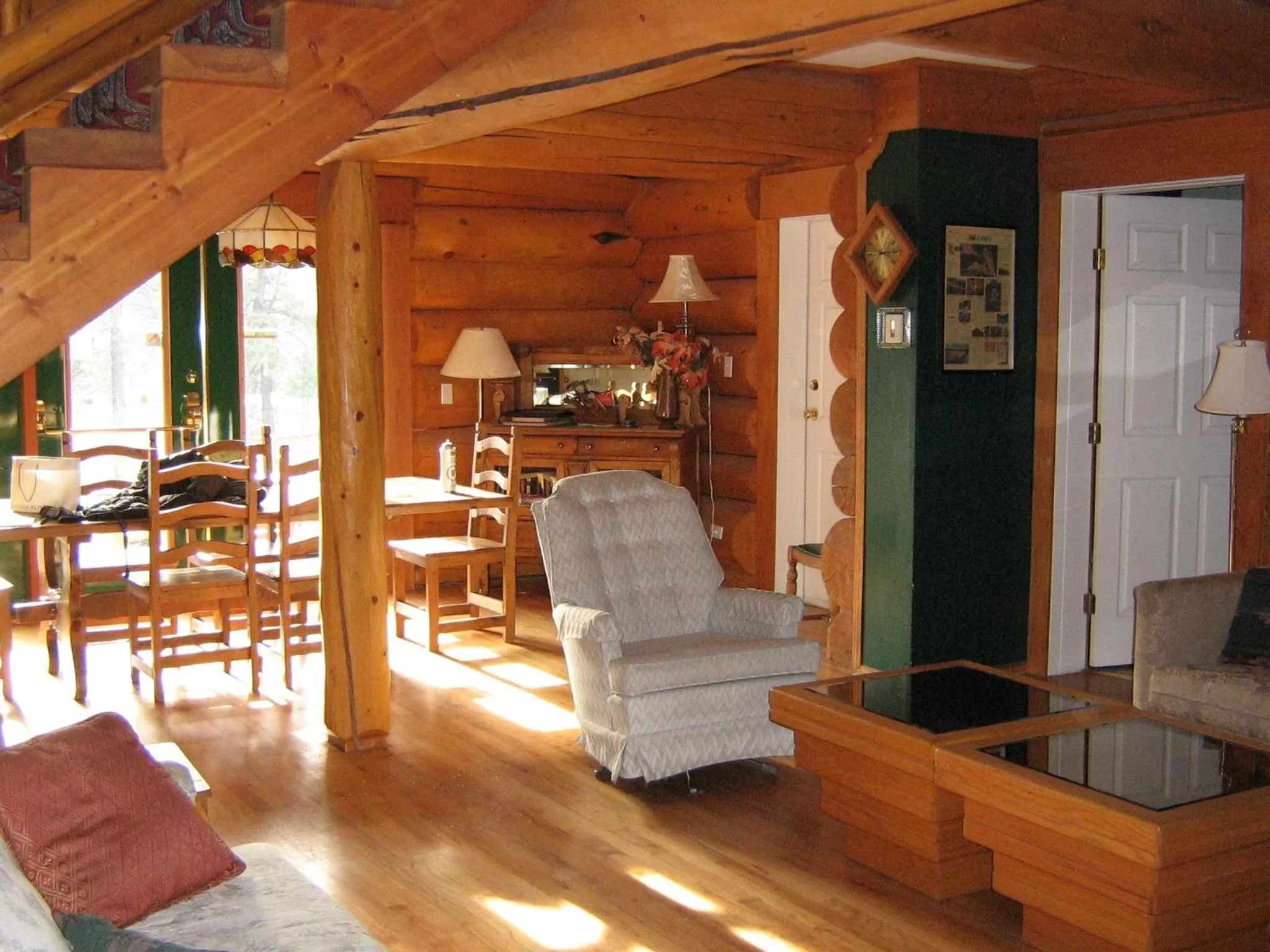 Day, Restaurant/Places to Eat in Rainbow Lake Castle Resort