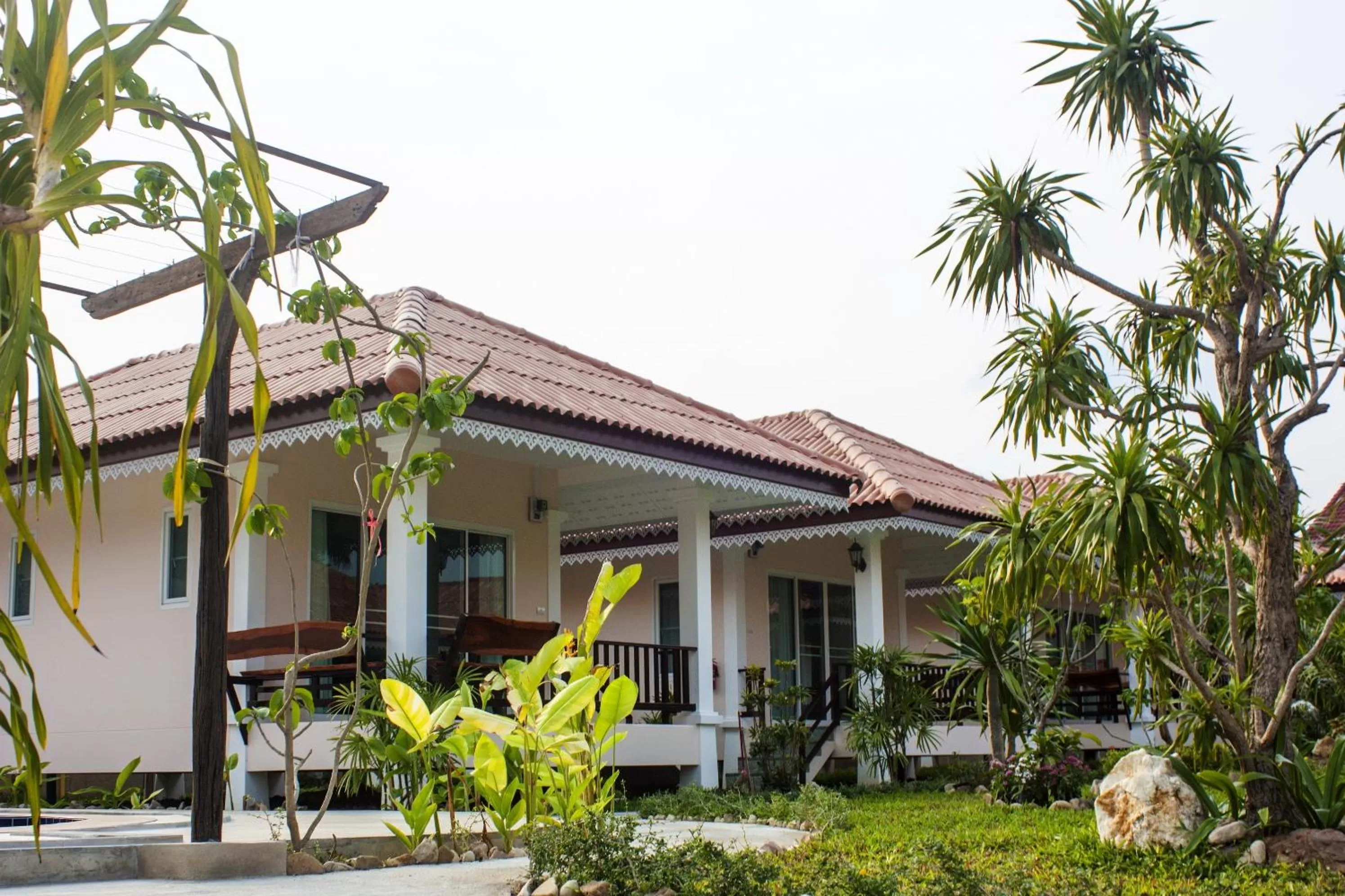 Area and facilities in Baan Opun Garden Resort