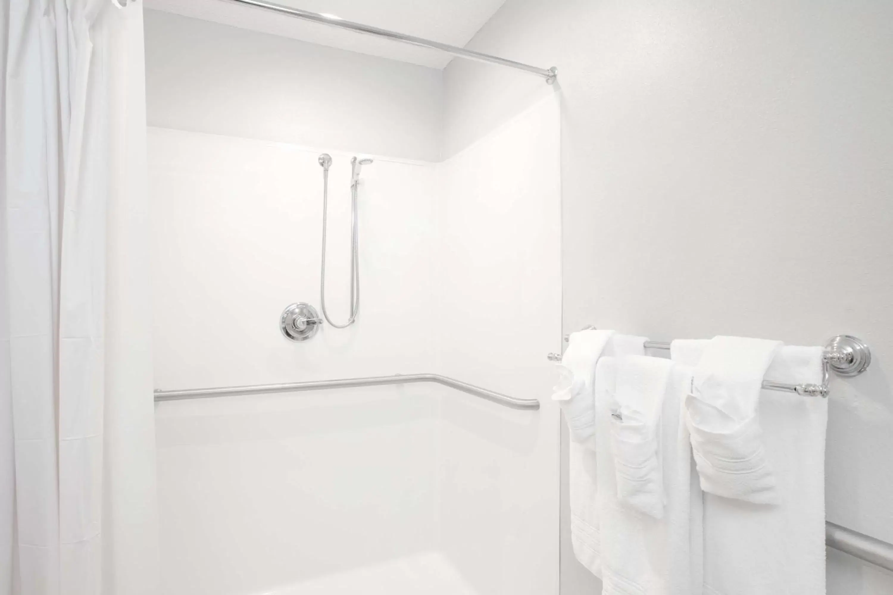 Bathroom in Microtel Inn & Suites by Wyndham Gardendale