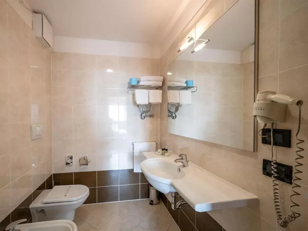 Bathroom in Hotel Resort Villa Luisa & Spa