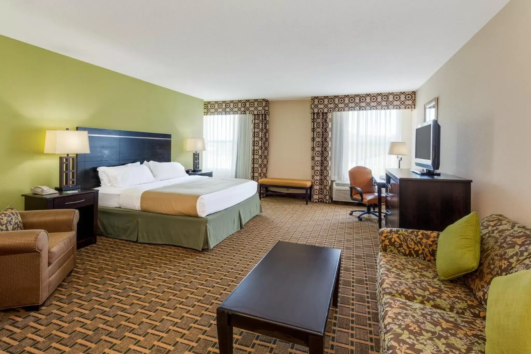 Photo of the whole room in Holiday Inn Statesboro-University Area, an IHG Hotel