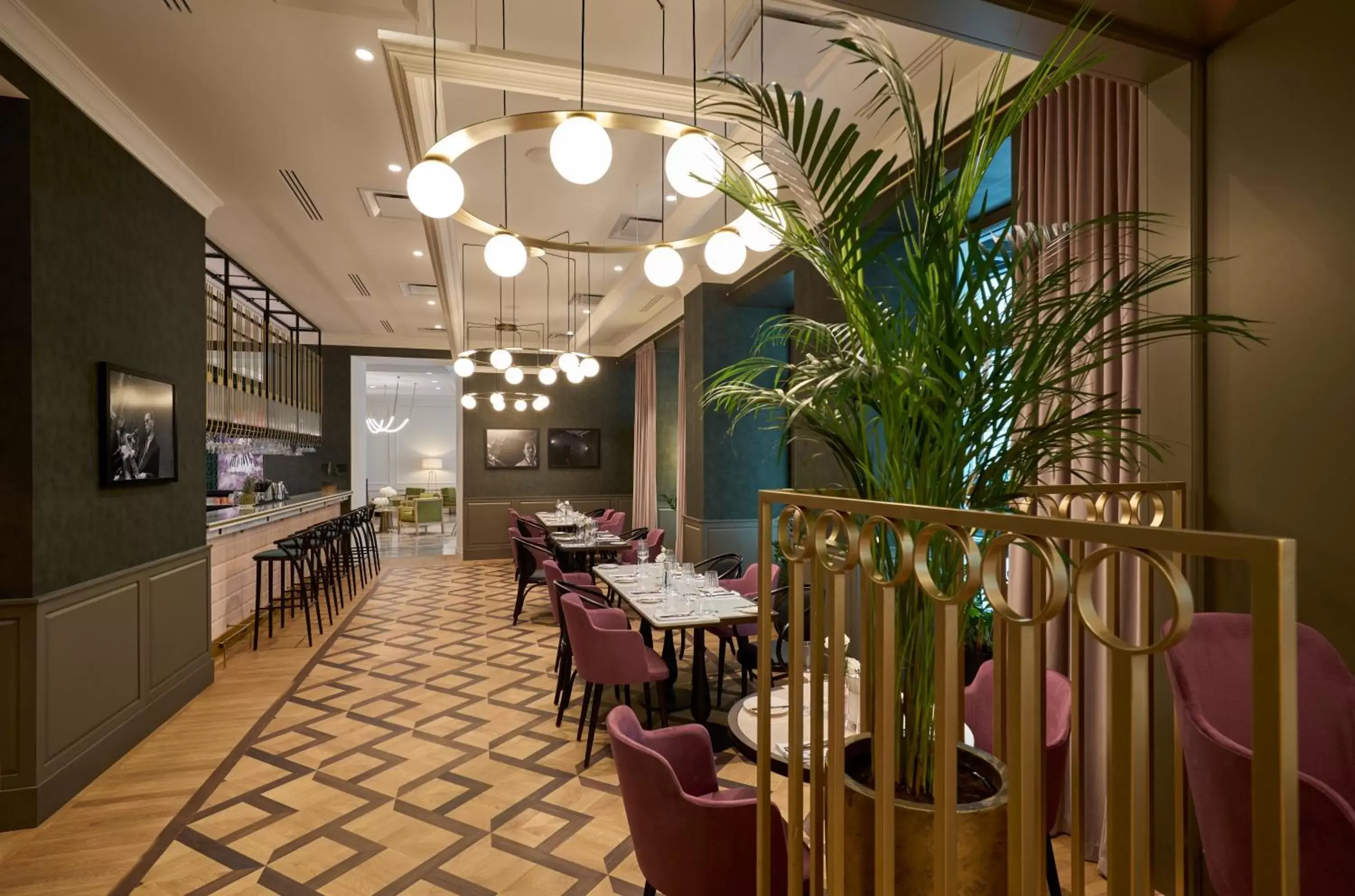 Restaurant/Places to Eat in Hotel Saski Krakow Curio Collection by Hilton