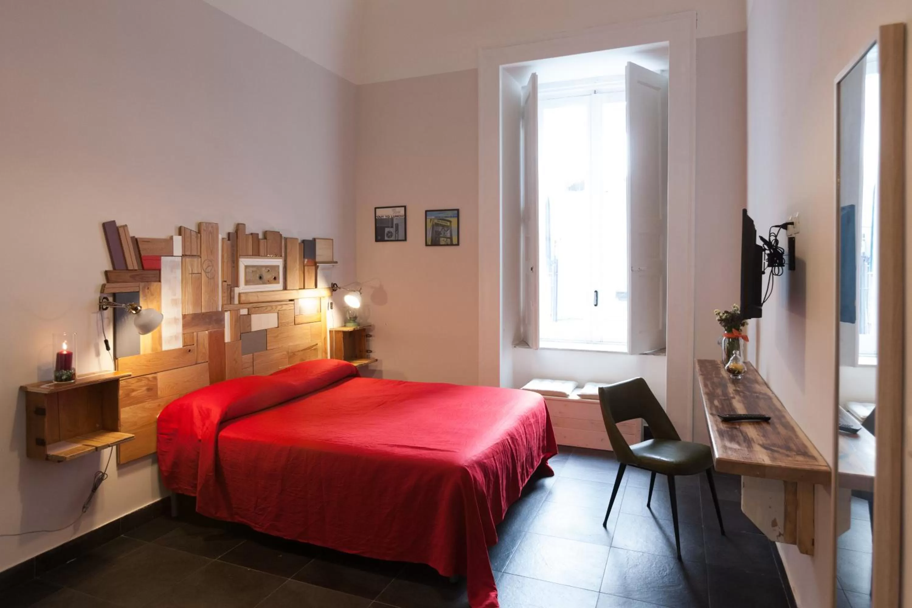 Double Room in The Bellini House by House In Naples