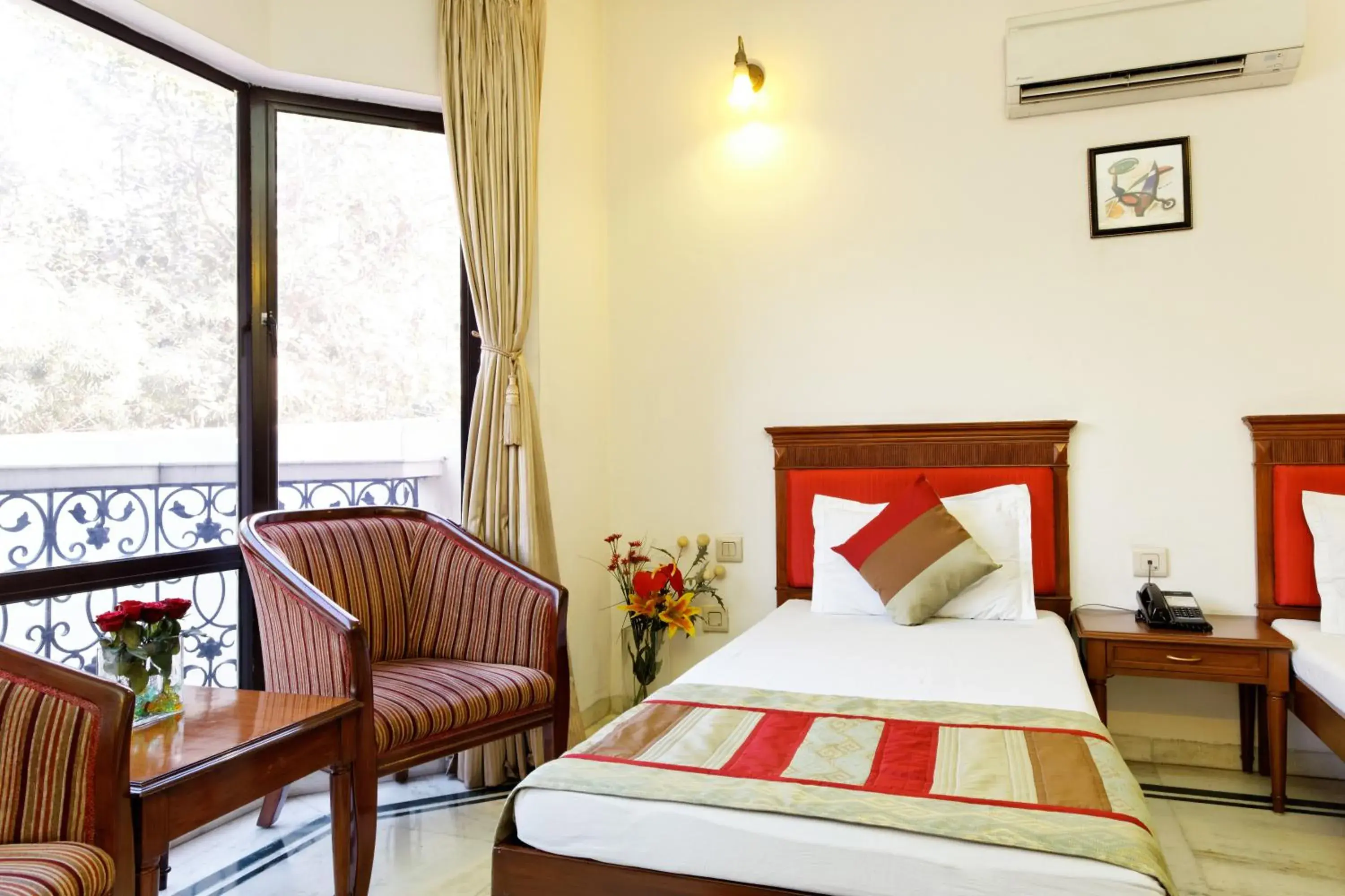 Deluxe Double Room - single occupancy in Silver Oak Deluxe Double Room - single occupancy in Silver Oak