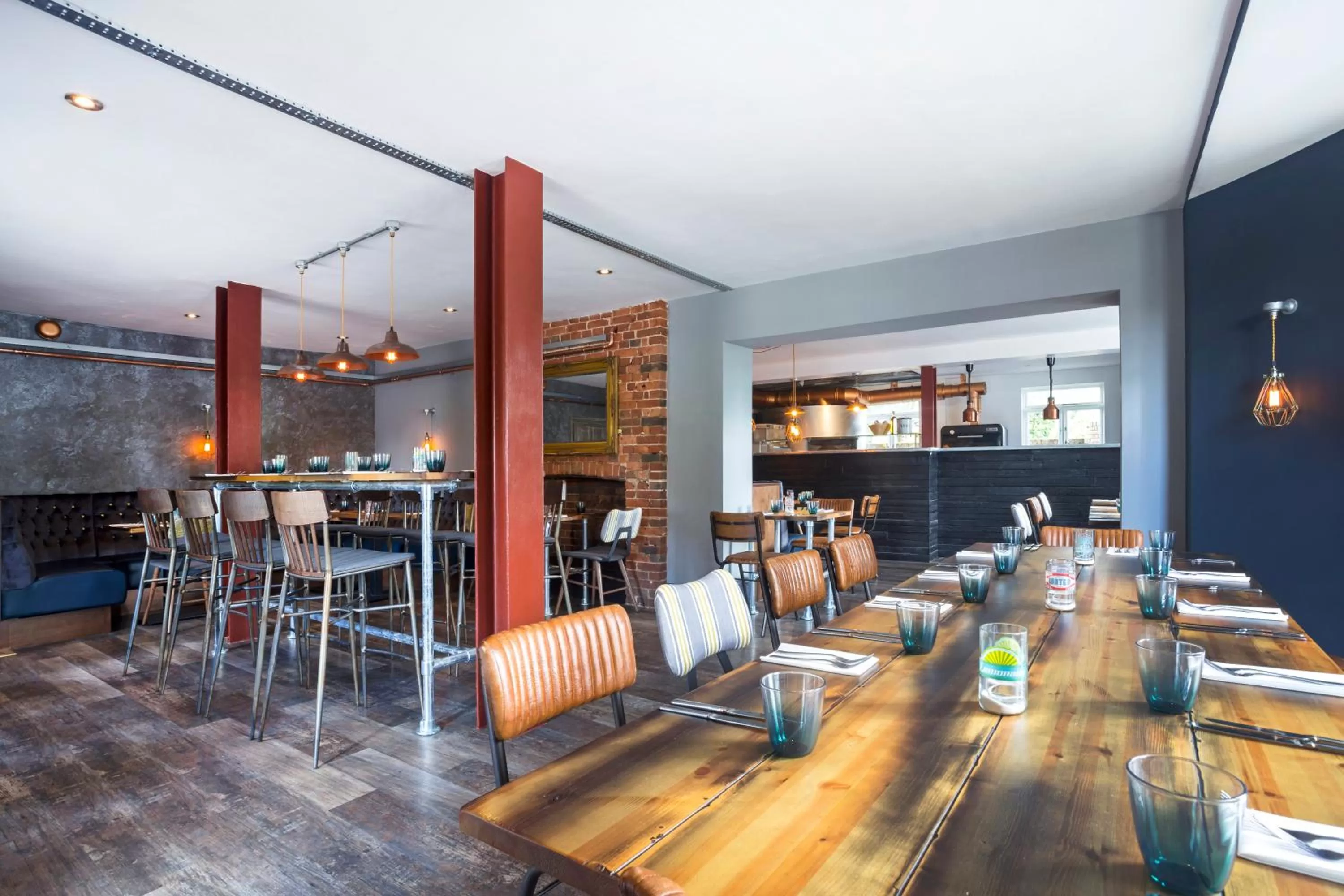 Restaurant/places to eat in The Queen's Inn