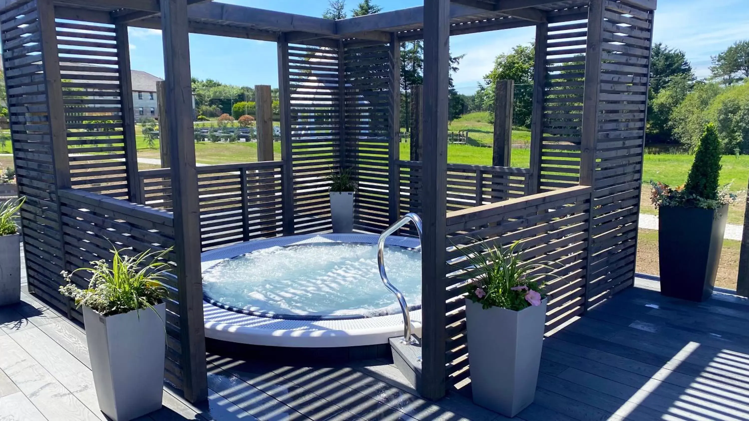 Hot Tub in The Gailes Hotel & Spa