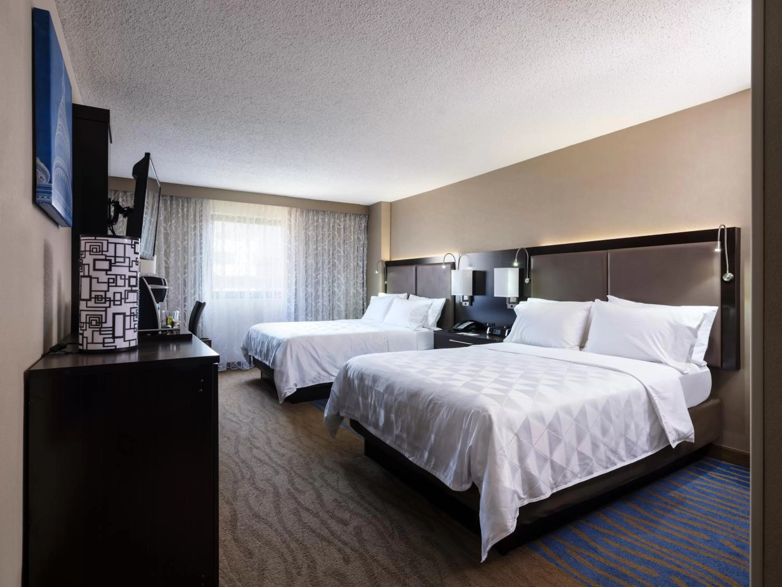 Standard Room in Holiday Inn Washington Capitol-National Mall by IHG