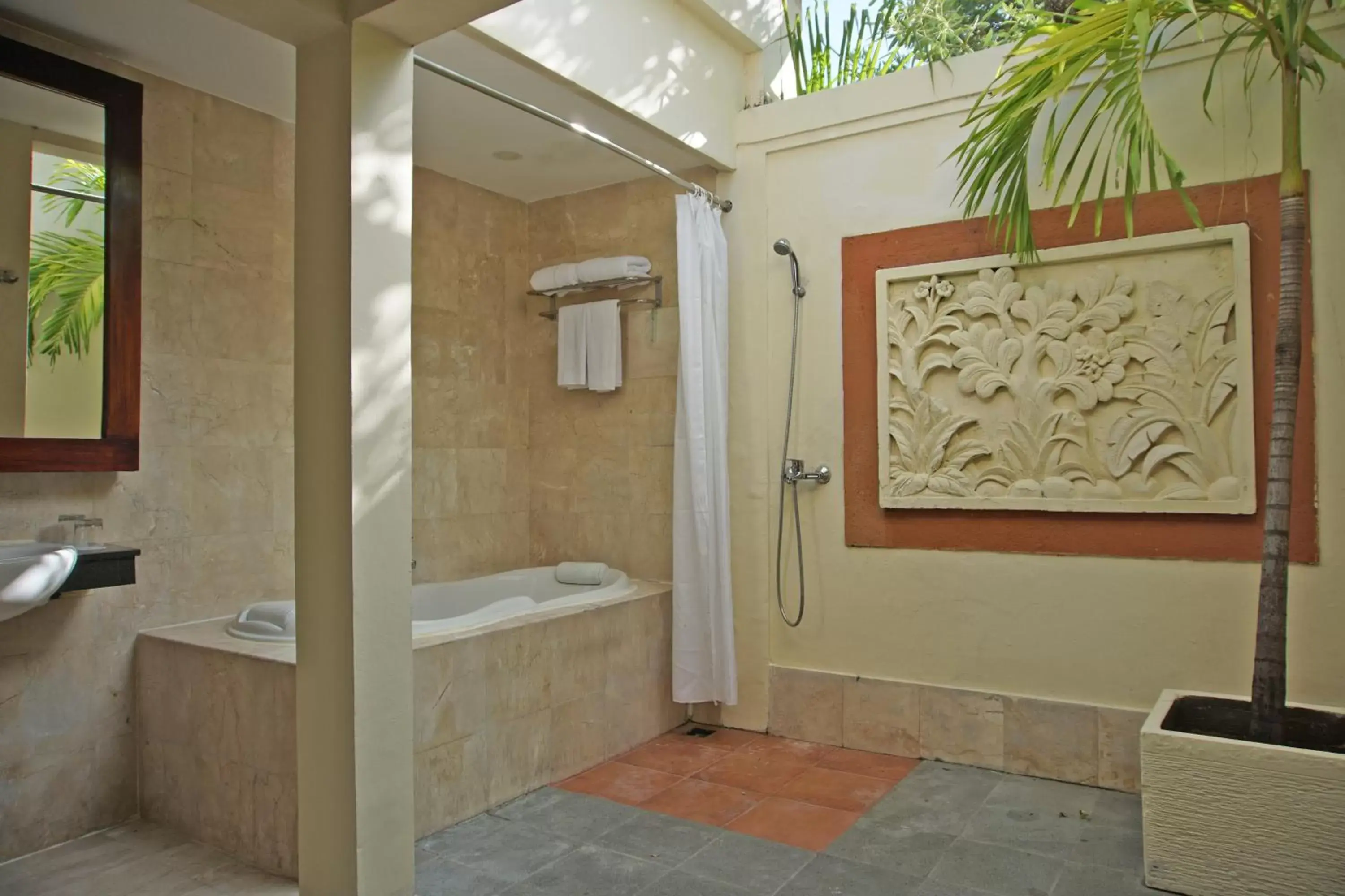 Bathroom in Best Western Kuta Villa