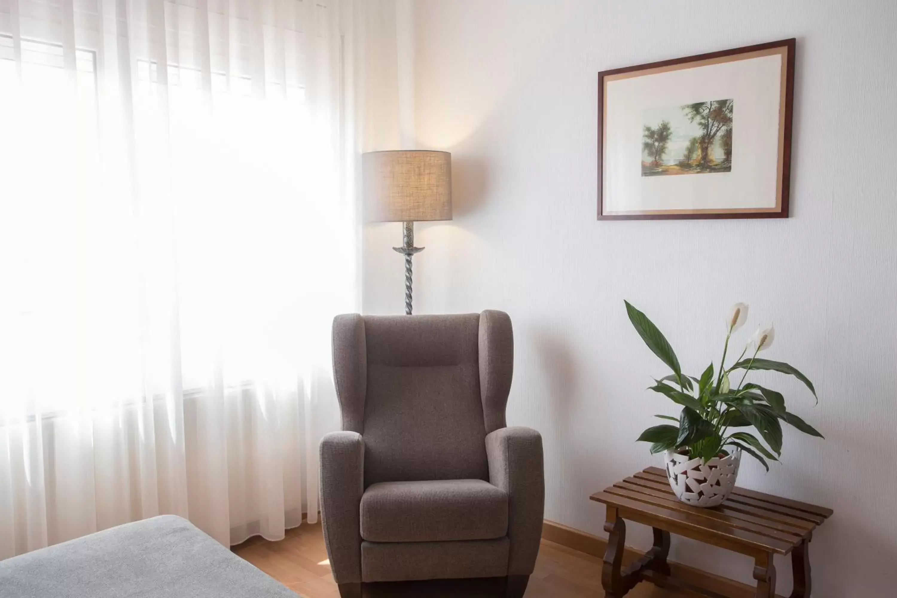 Bedroom, Seating Area in Hotel Segle XX