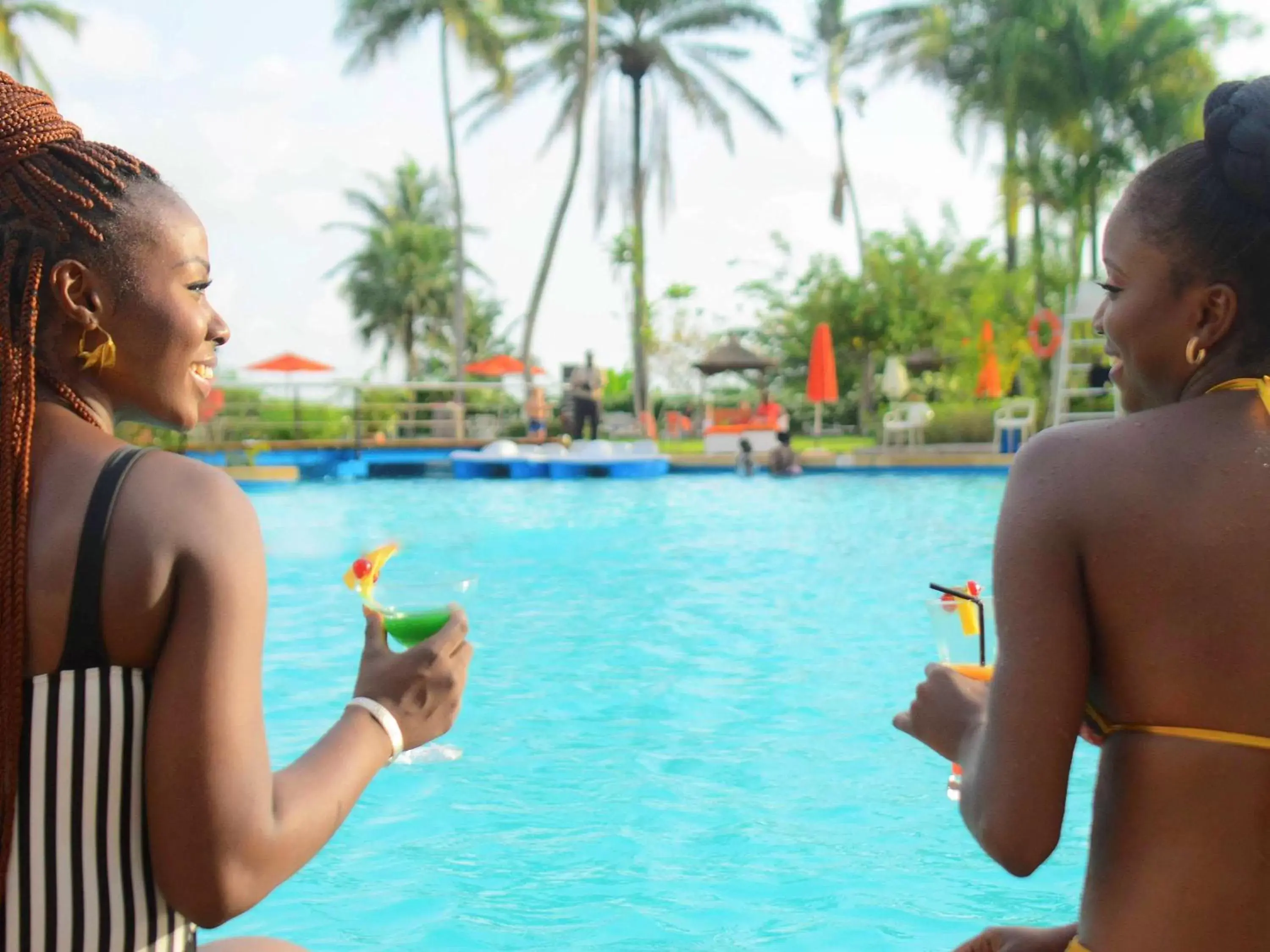 Lounge or bar, Swimming Pool in Sofitel Abidjan Hotel Ivoire