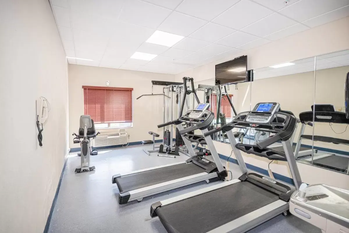 Fitness centre/facilities, Fitness Center/Facilities in Country Inn & Suites by Radisson, Midway, FL