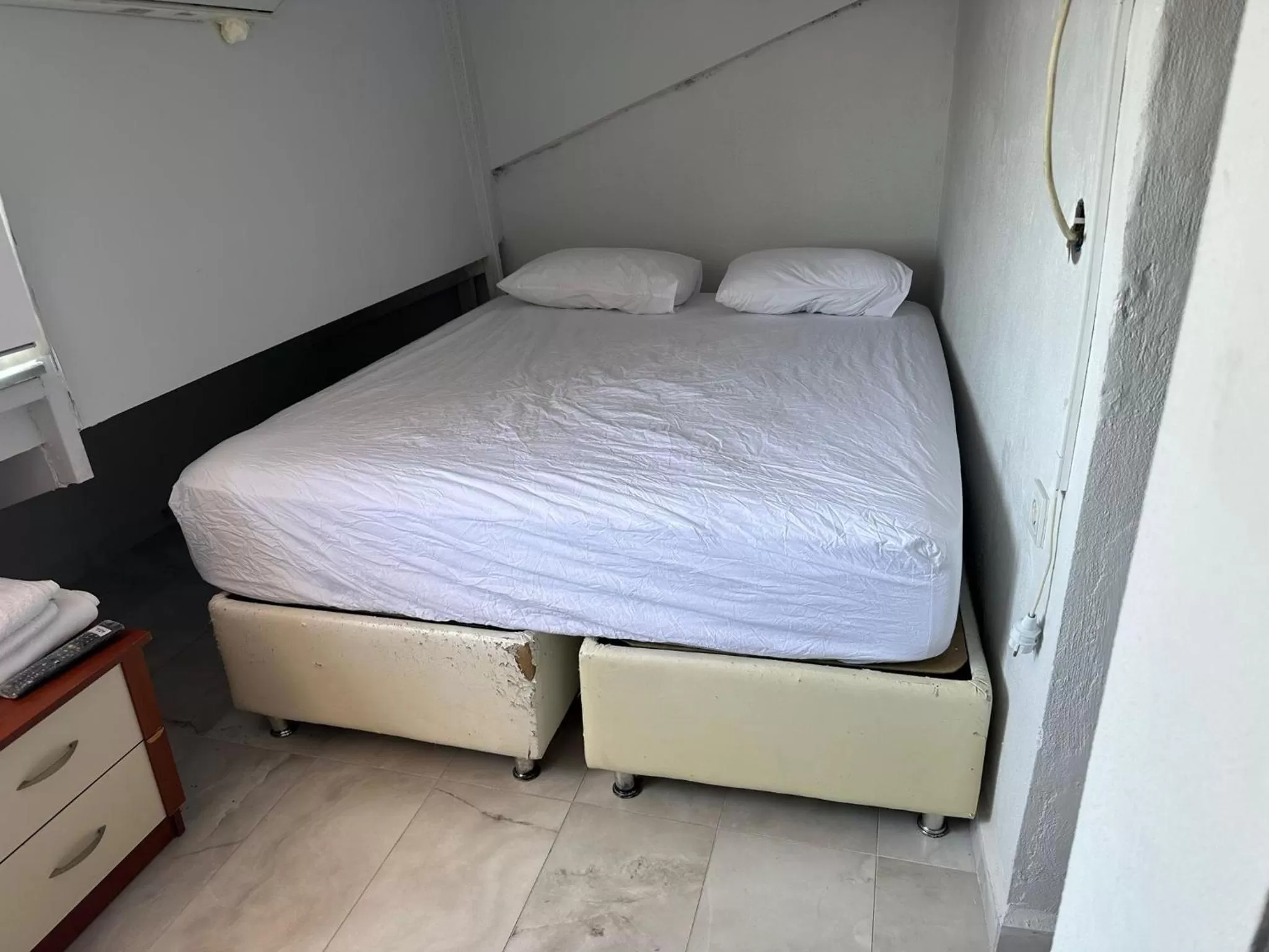 Massage, Bed in NR1 HOTEL