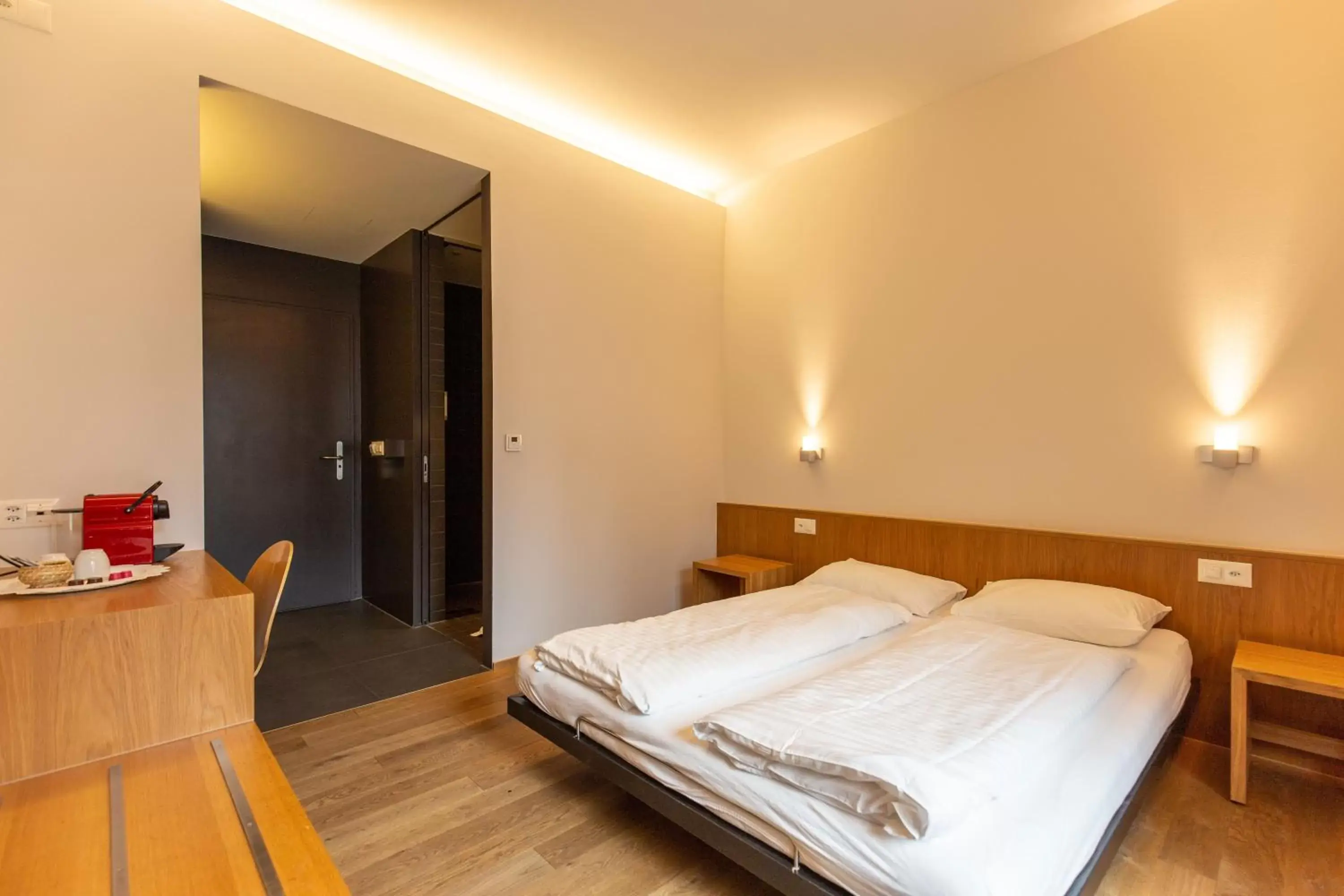 Bed in Hotel & Lounge by Hyve Basel SBB