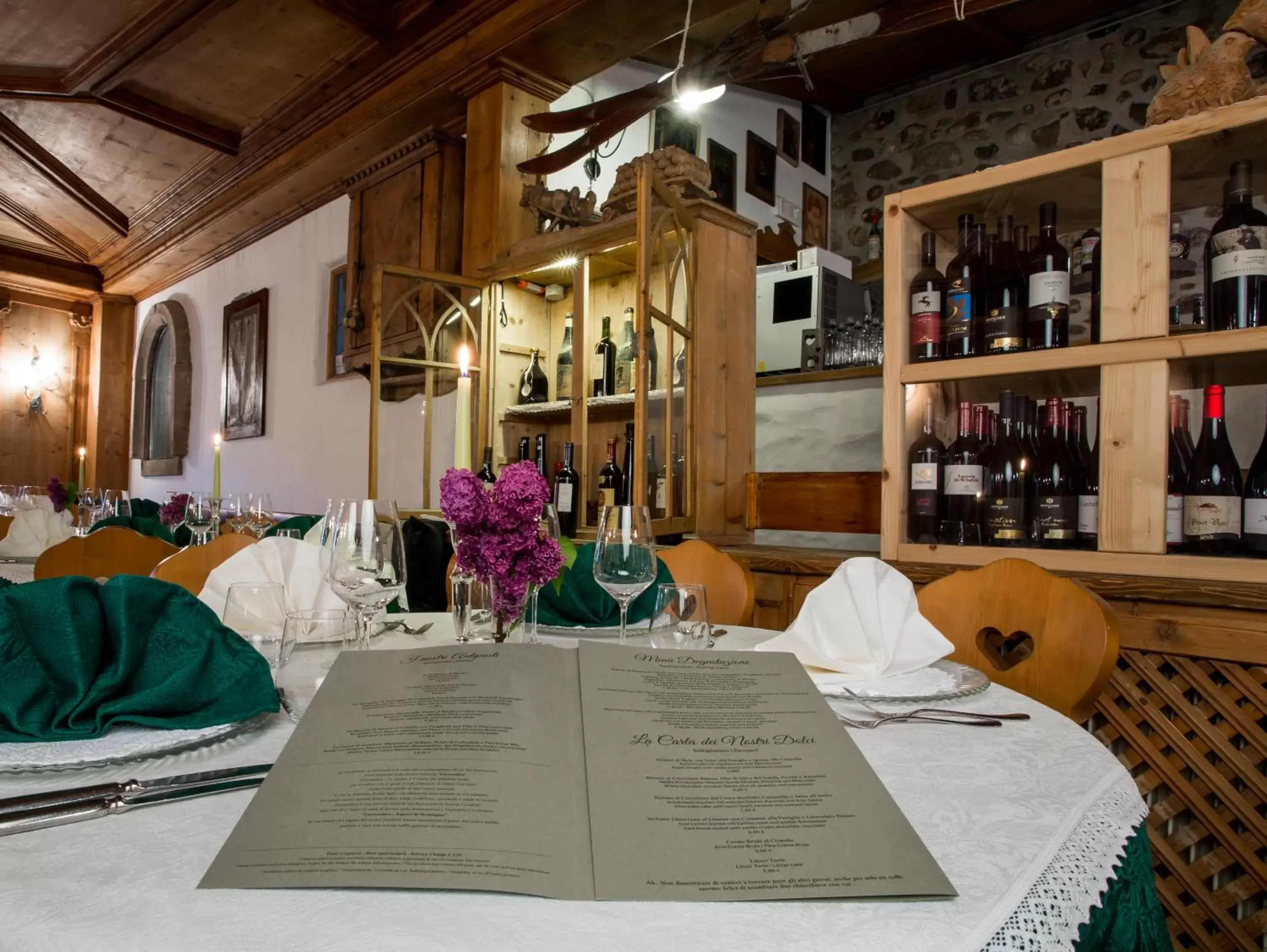 Restaurant/places to eat in Hotel La Stua