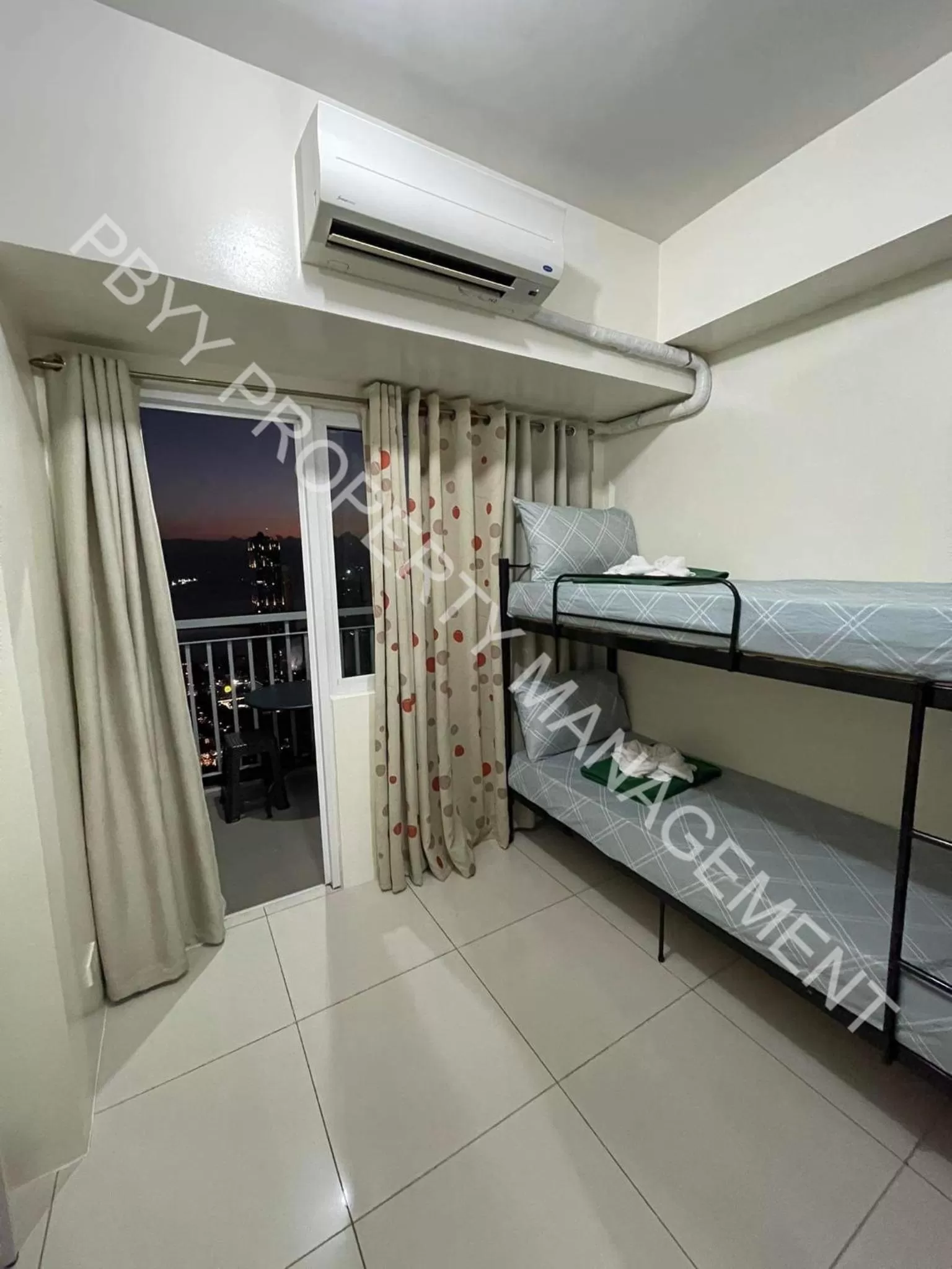 Bunk Bed in Green Residences Staycation by PBYY