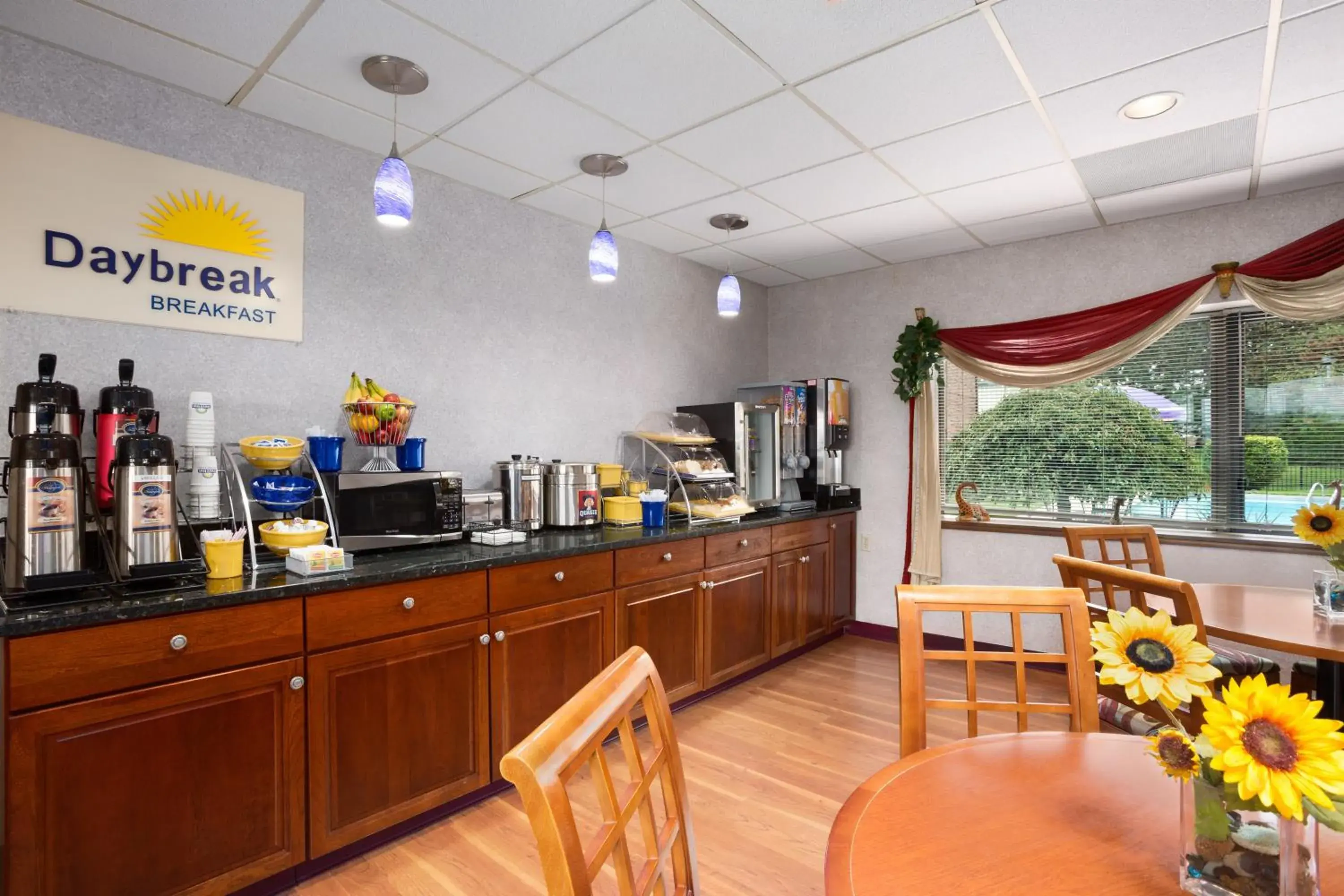 Restaurant/places to eat in Days Inn by Wyndham Middletown Restaurant/places to eat in Days Inn by Wyndham Middletown