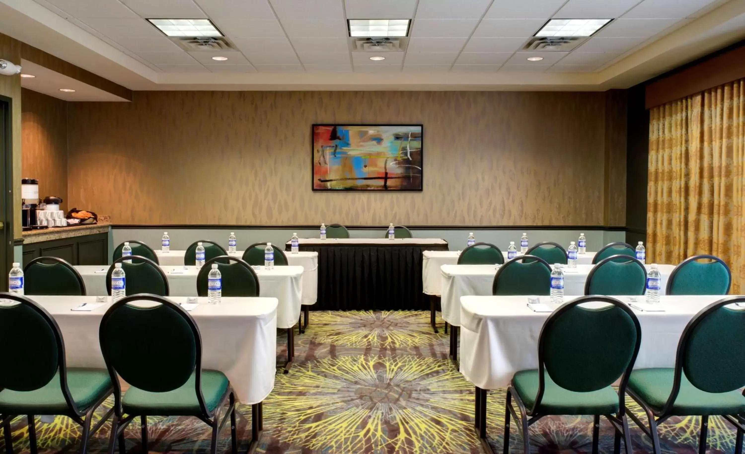 Meeting/conference room in Hilton Garden Inn Albany Airport