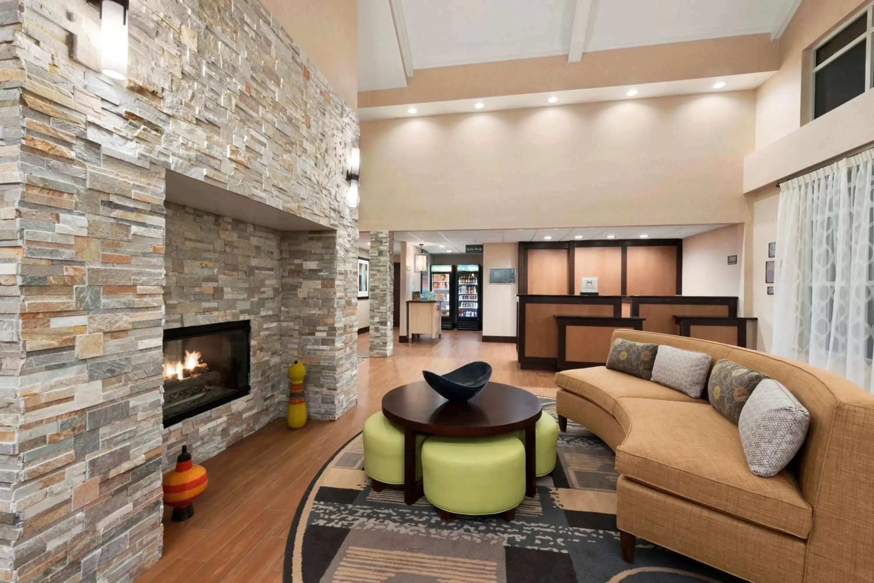 Lobby or reception, Lounge/Bar in Homewood Suites by Hilton Columbus-Hilliard