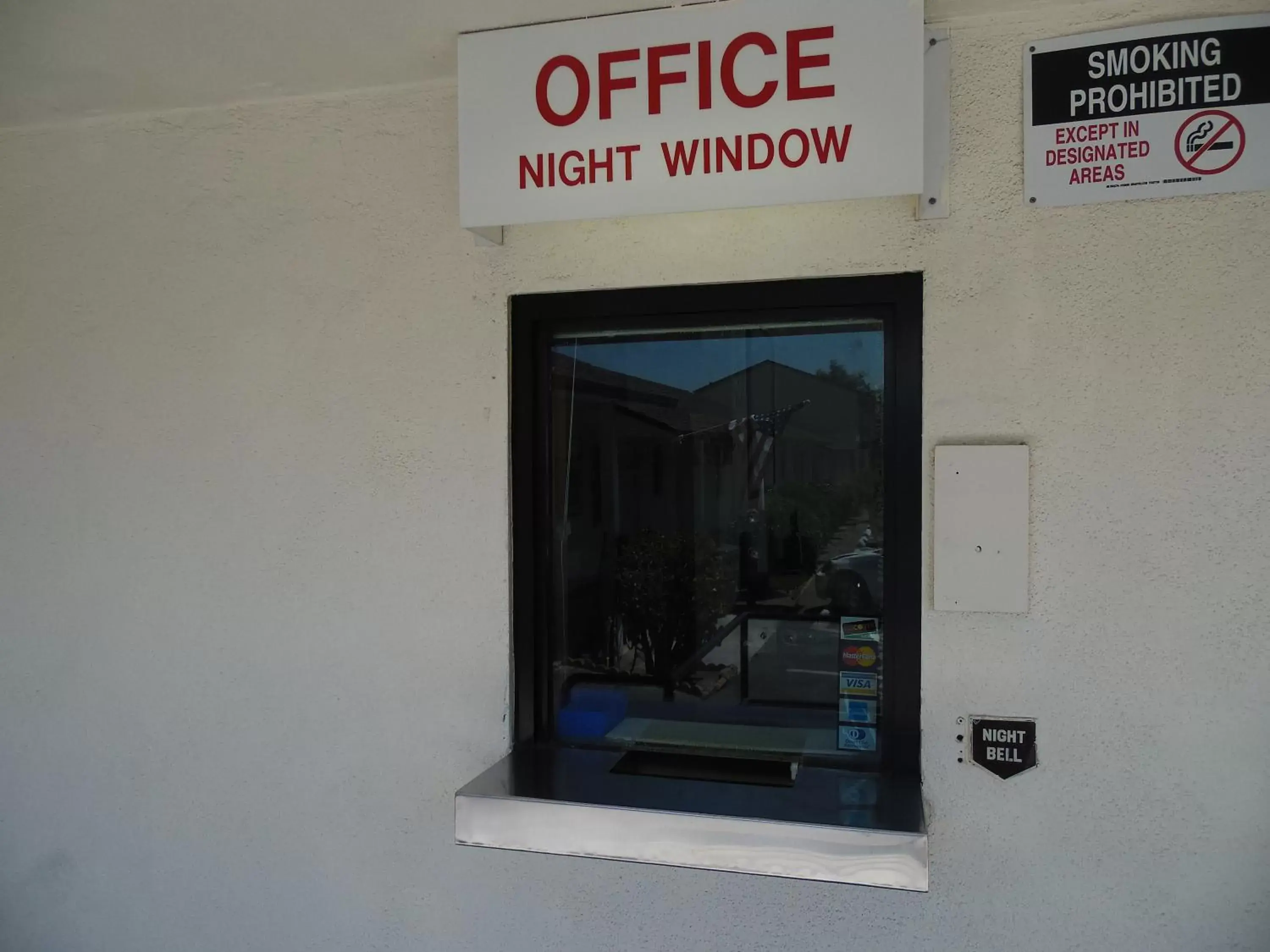 Lobby or reception in Hi-Way Host Motel Lobby or reception in Hi-Way Host Motel