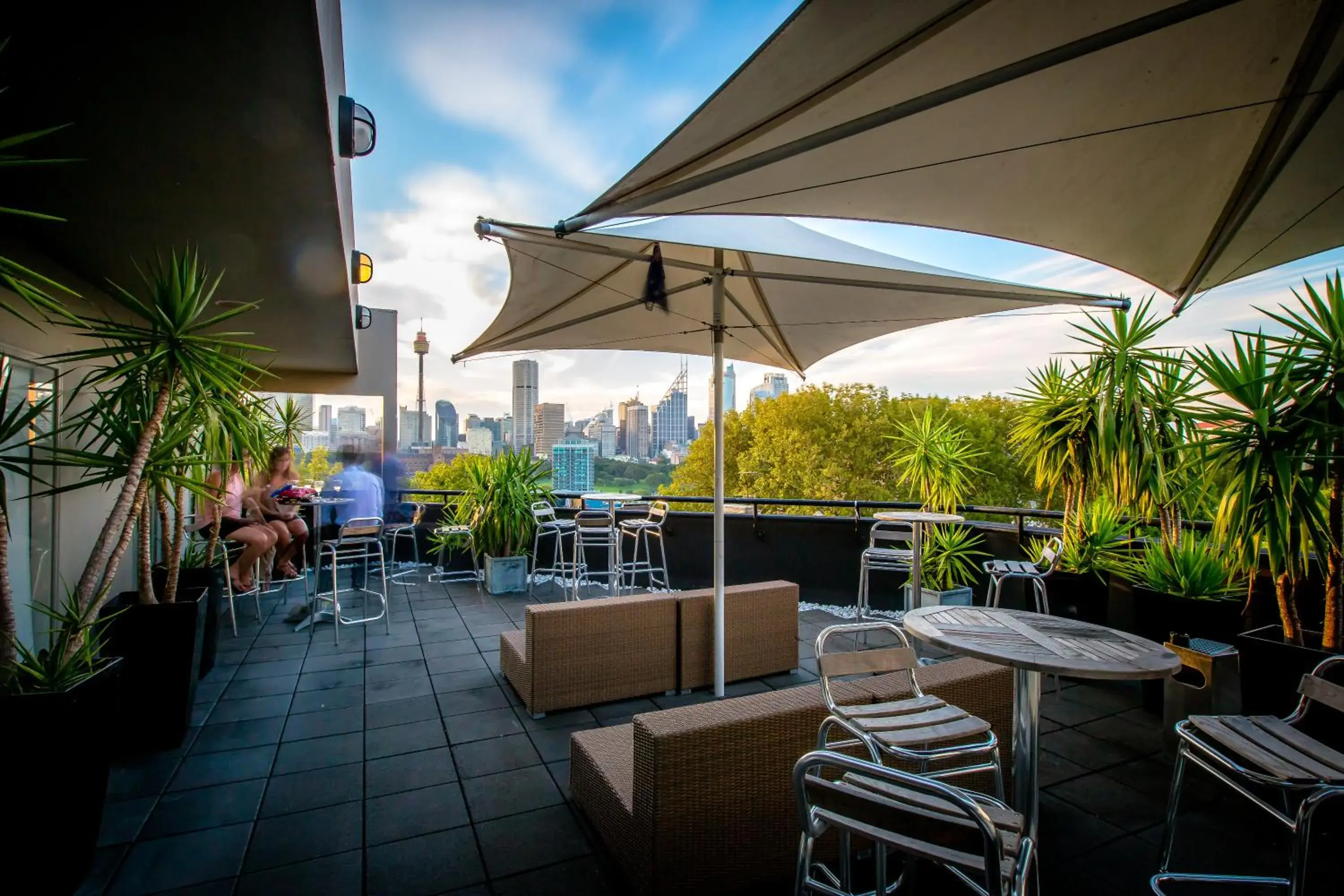 Day, Patio/Outdoor Area in Sydney Potts Point Central Apartment Hotel