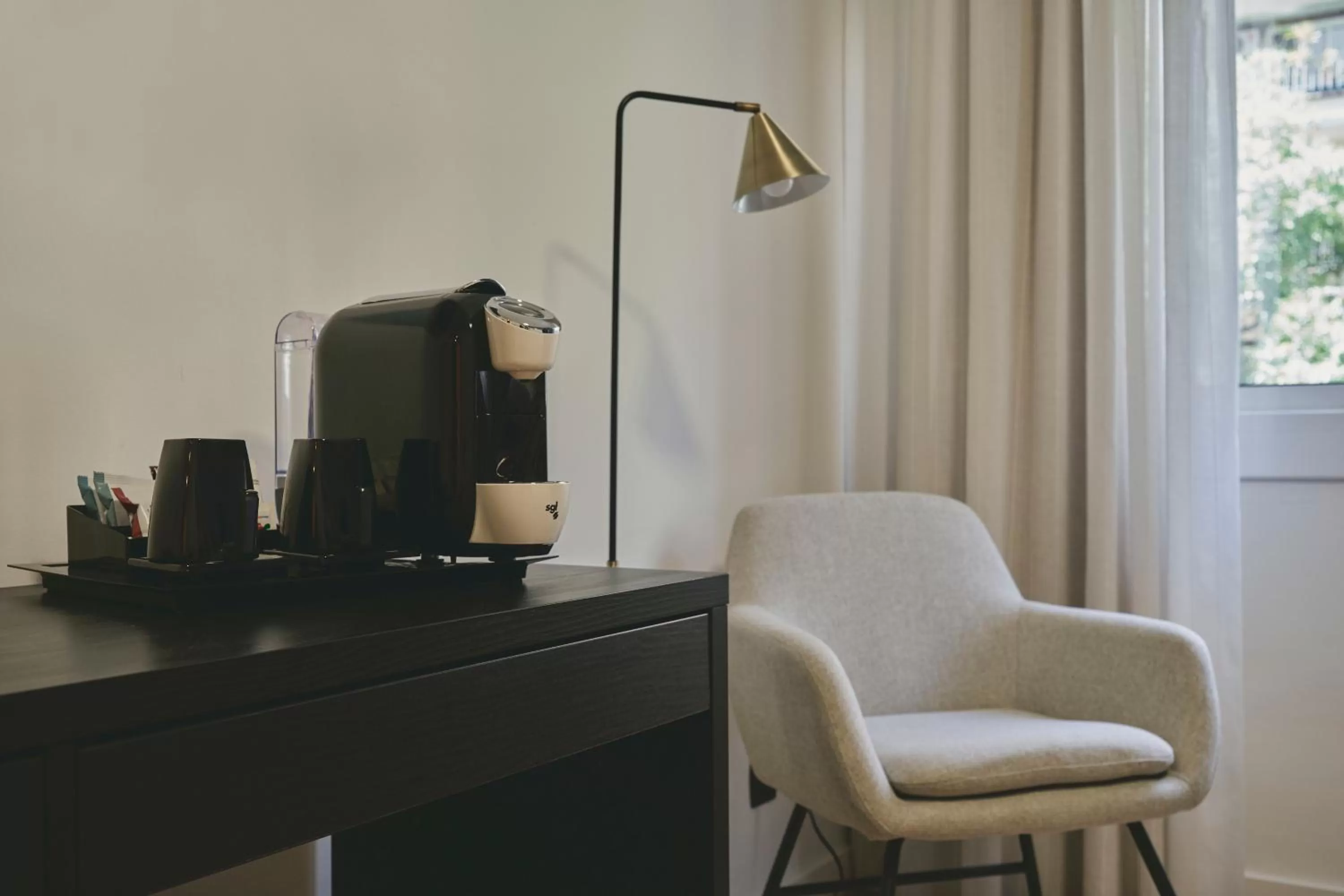 hair dresser in Arenas Atiram Hotel