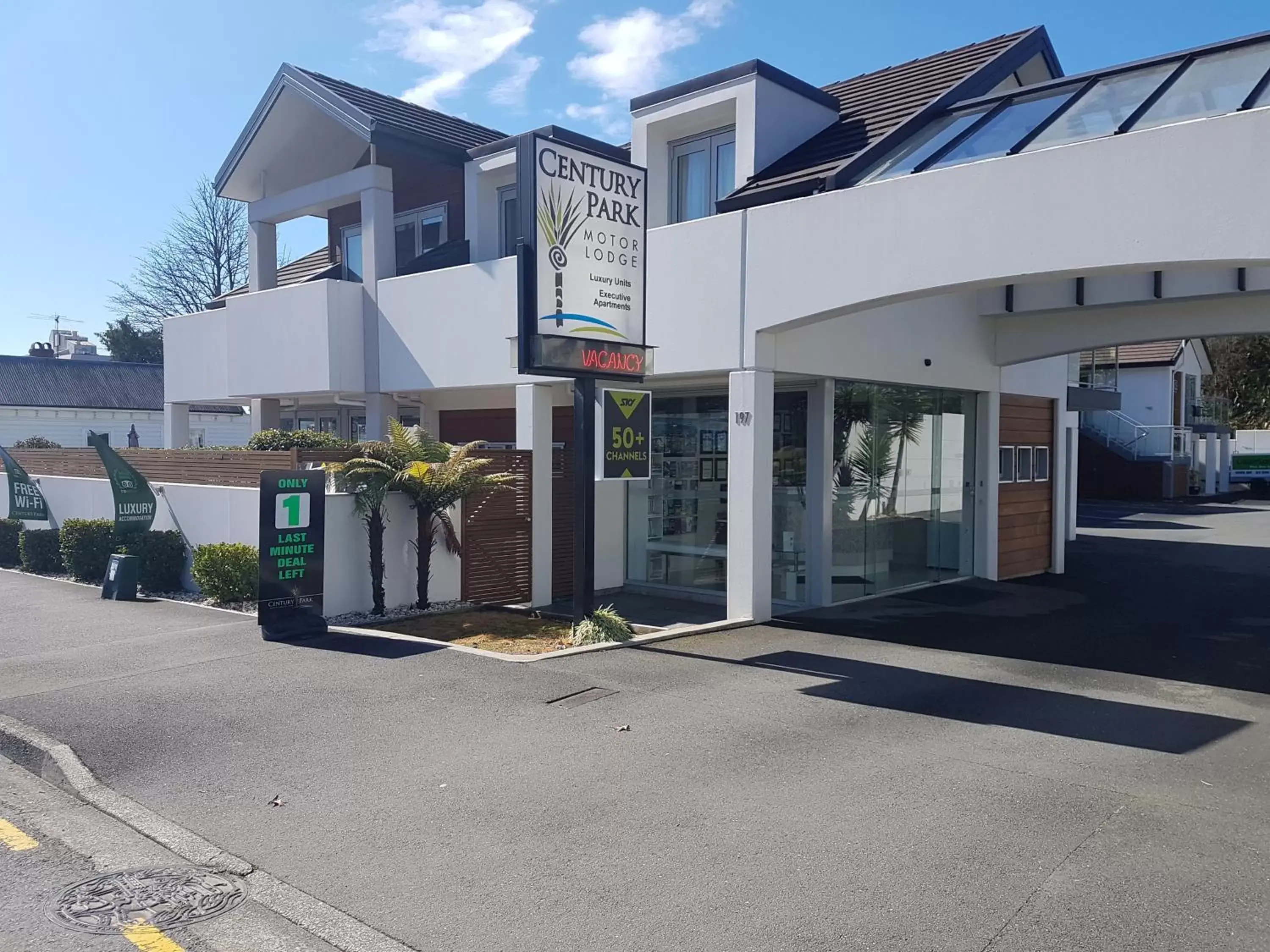 Property Building in Century Park