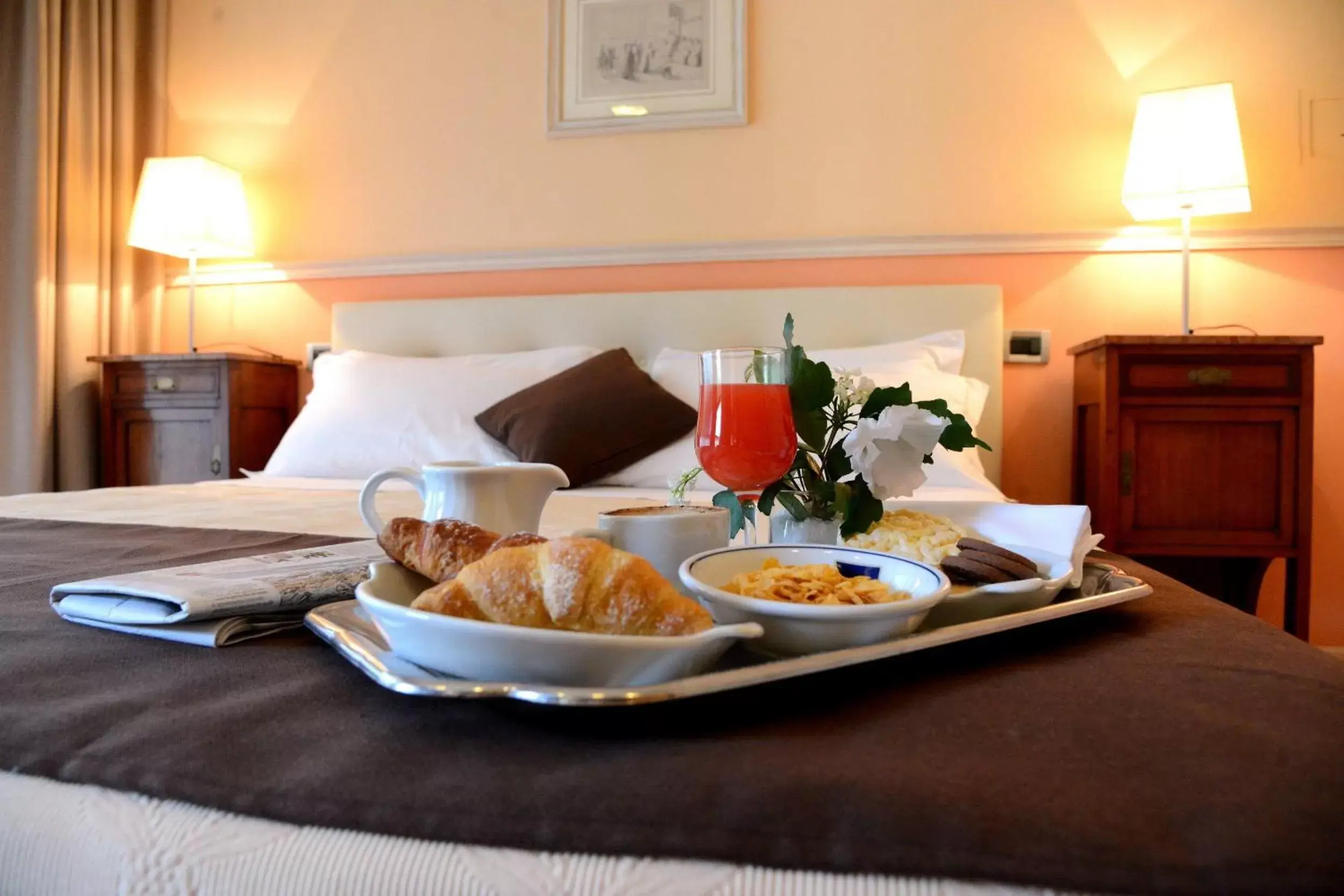 Bedroom, Breakfast in Hotel Ponte di Rialto