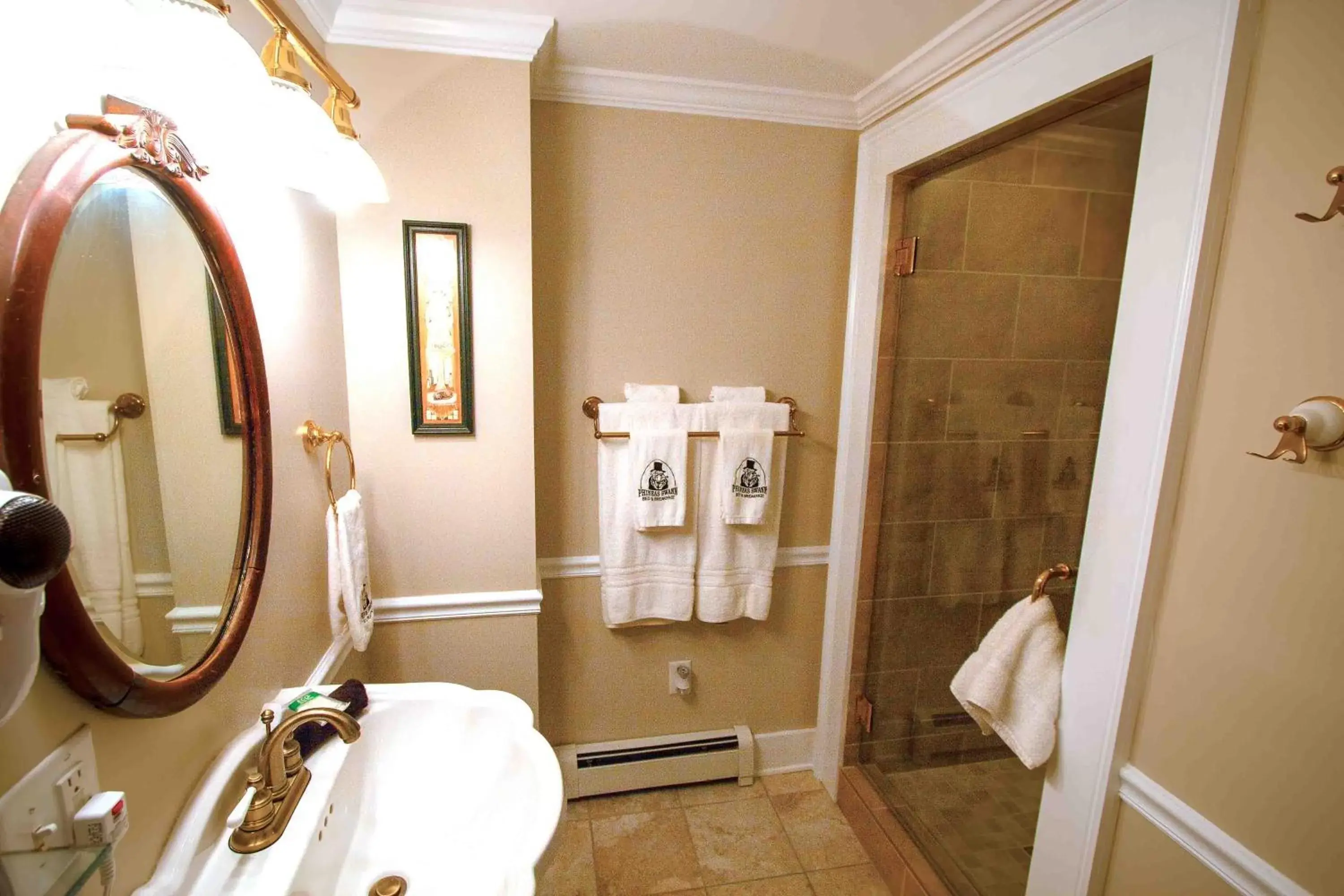 Bathroom in Phineas Swann Inn & Spa