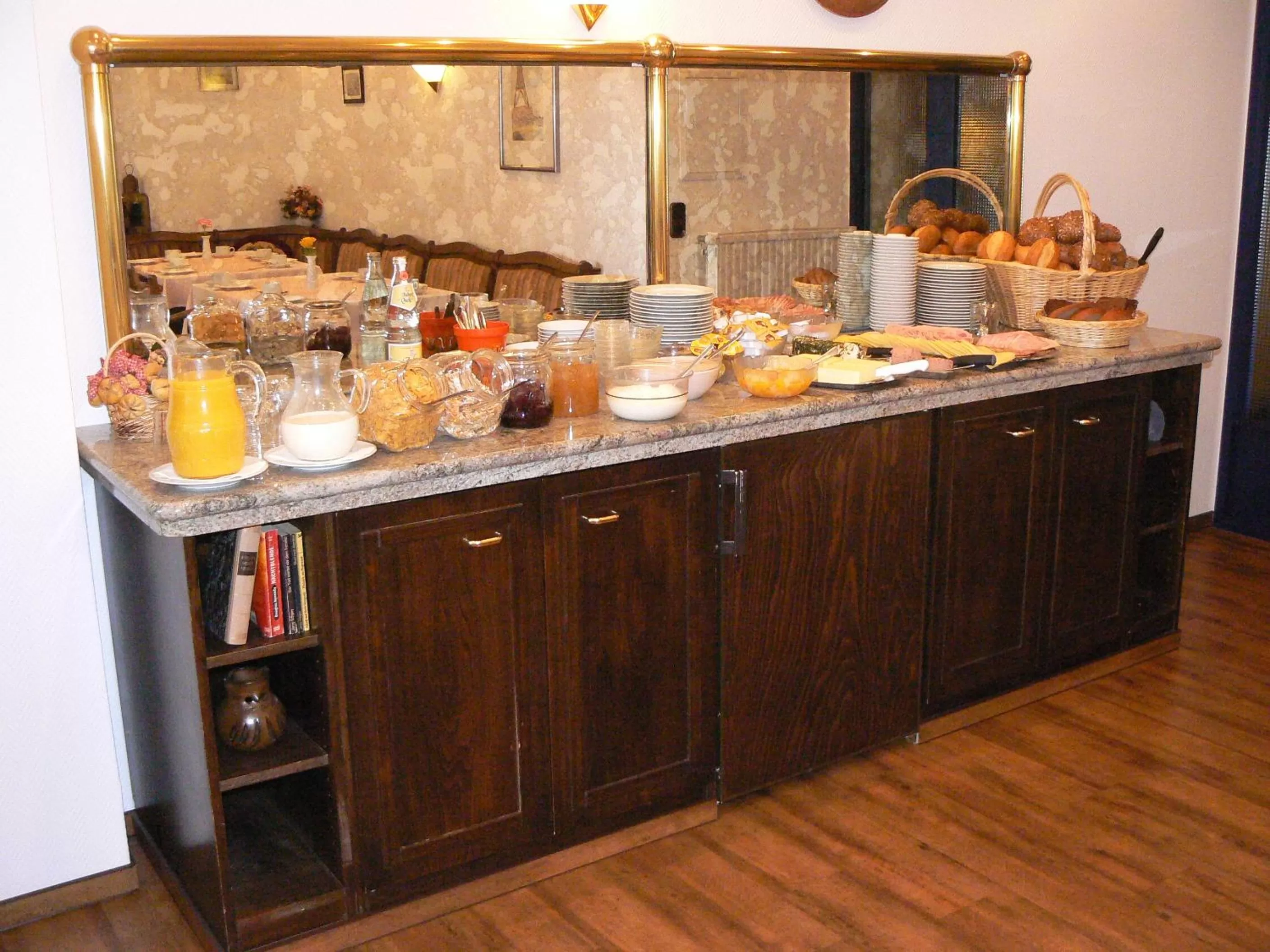 Restaurant/places to eat in Landhaus Braband