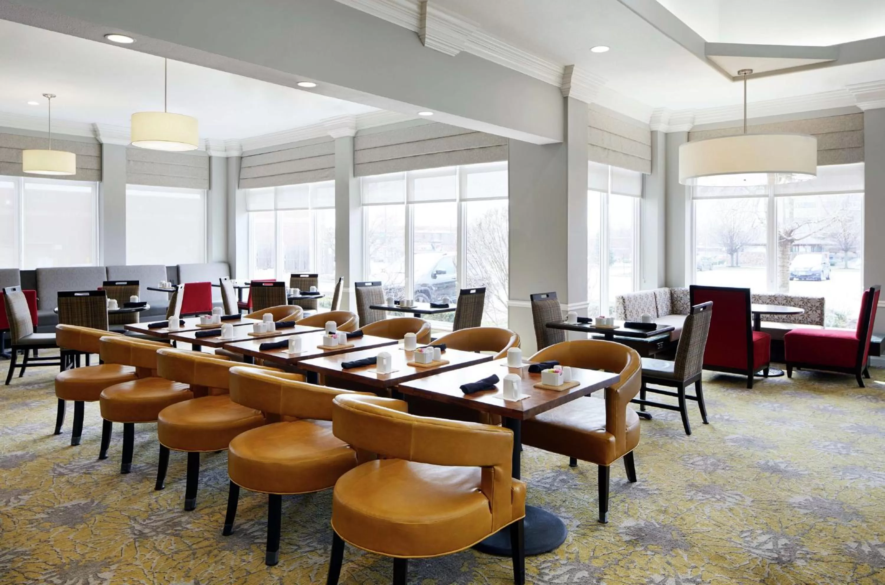 Restaurant/places to eat in Hilton Garden Inn Champaign/ Urbana