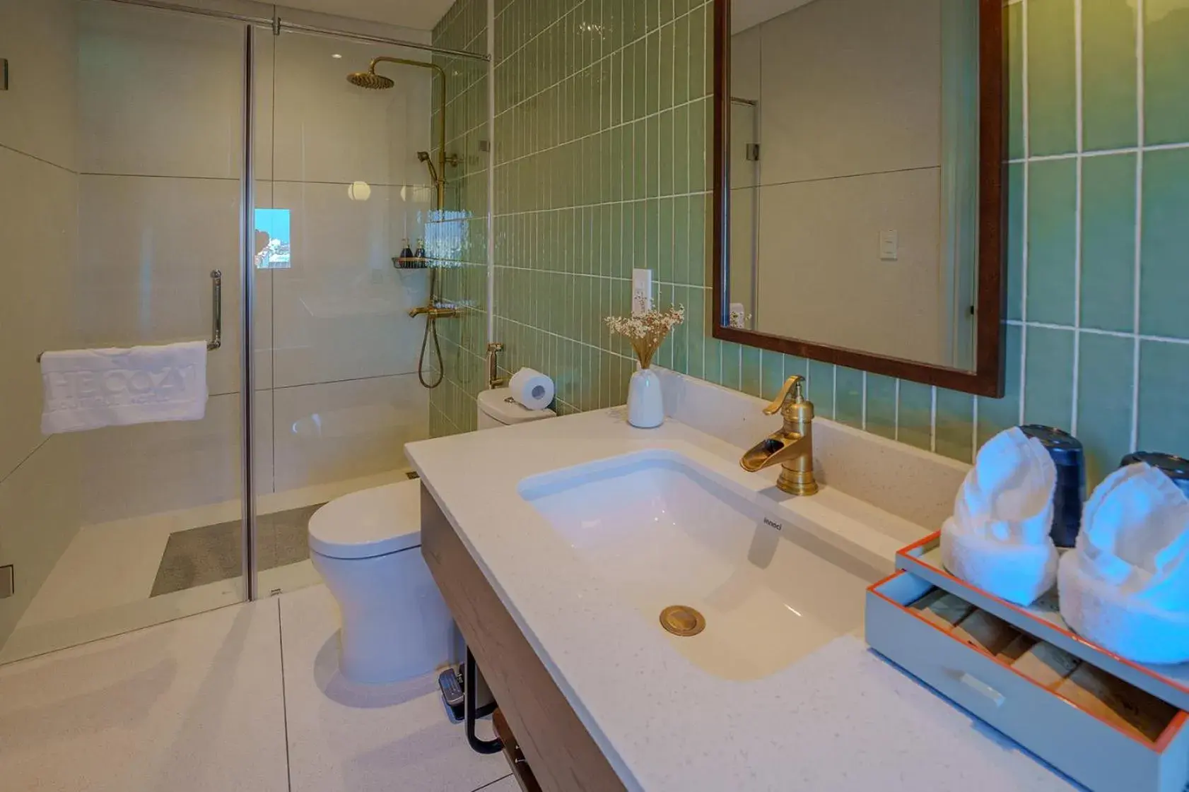 Bathroom in Cozy An Boutique Hoian Hotel & Spa