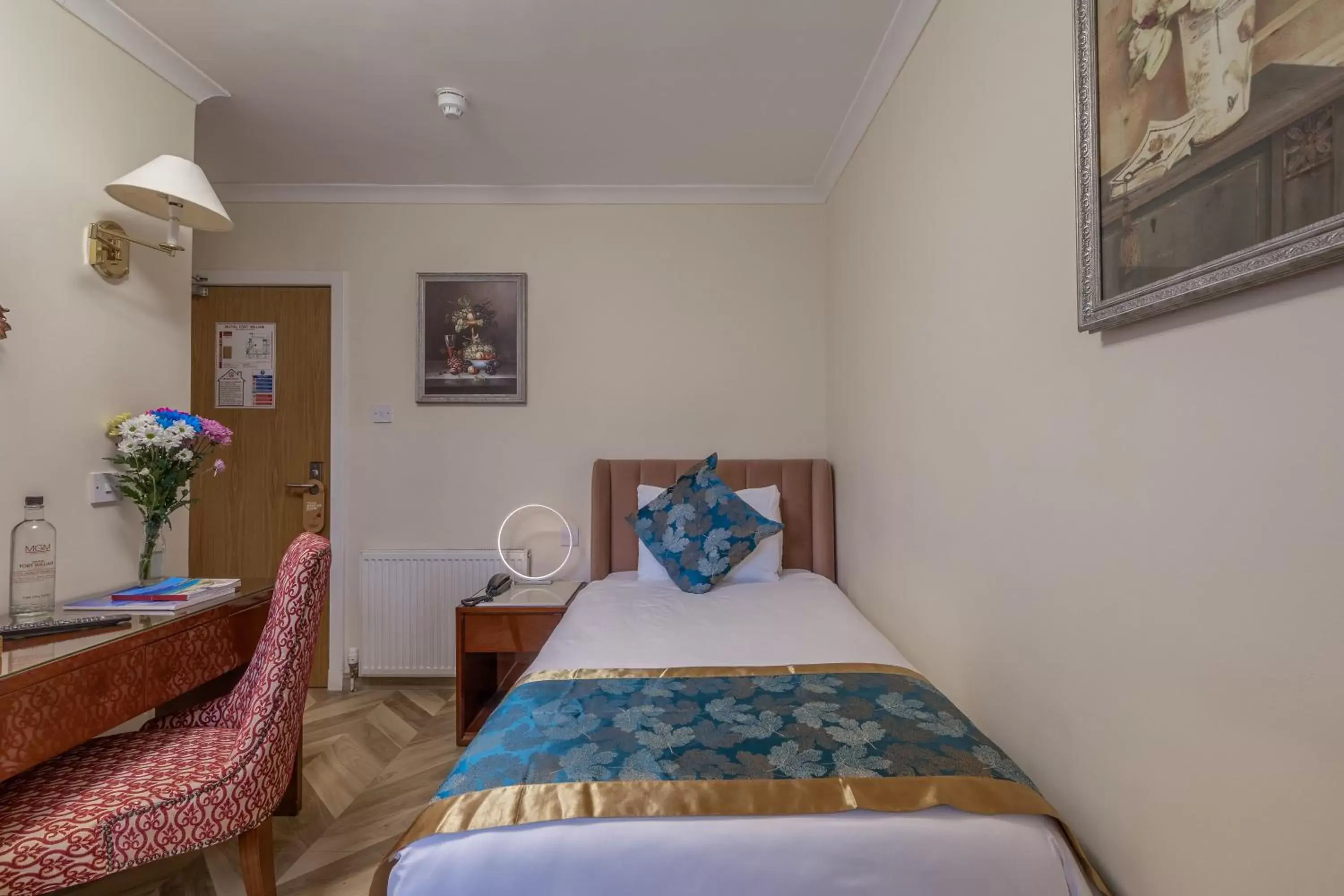 Bed in Muthu Fort William Hotel Bed in Muthu Fort William Hotel