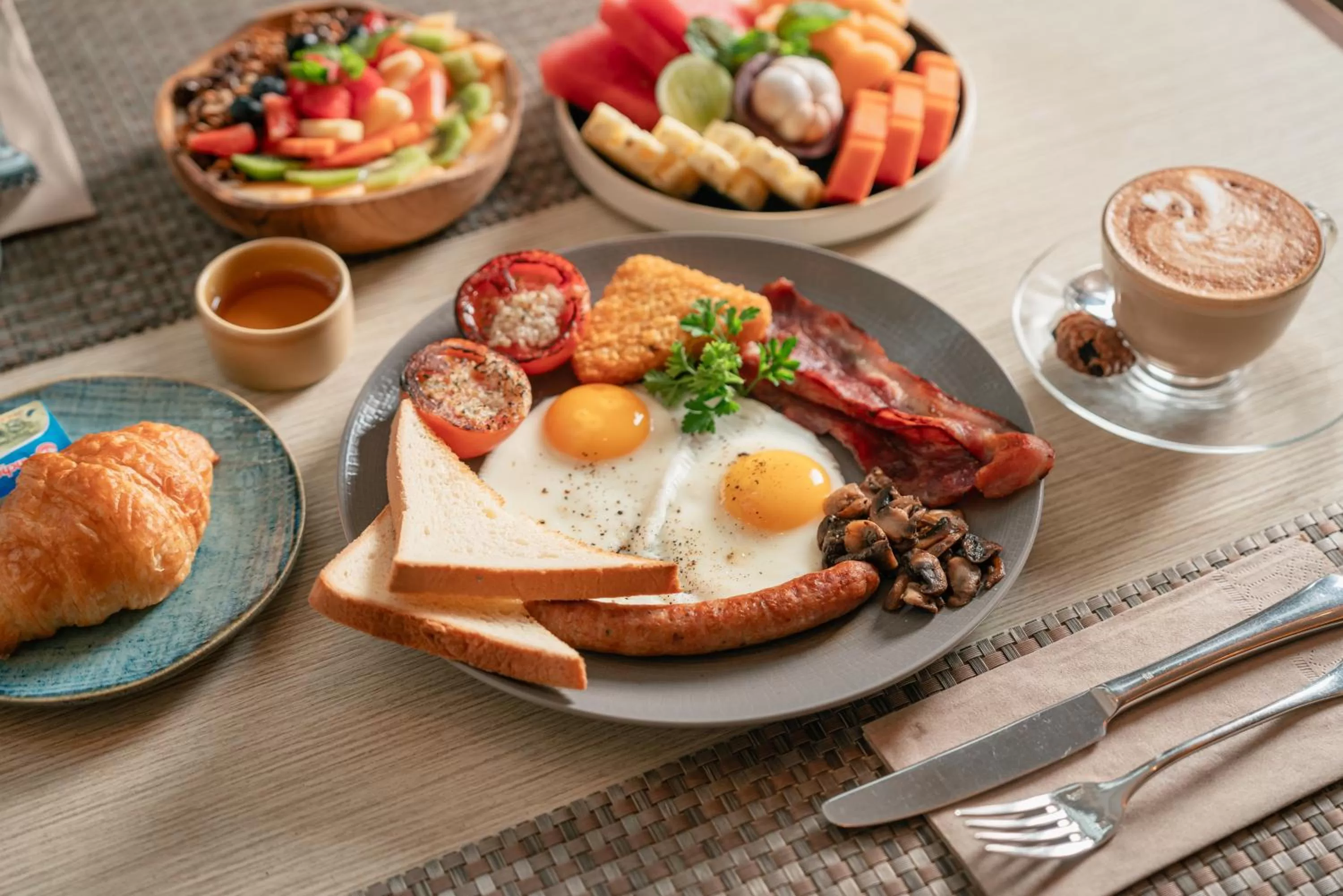 Breakfast in Maison Aurelia Sanur, Bali - By Préférence