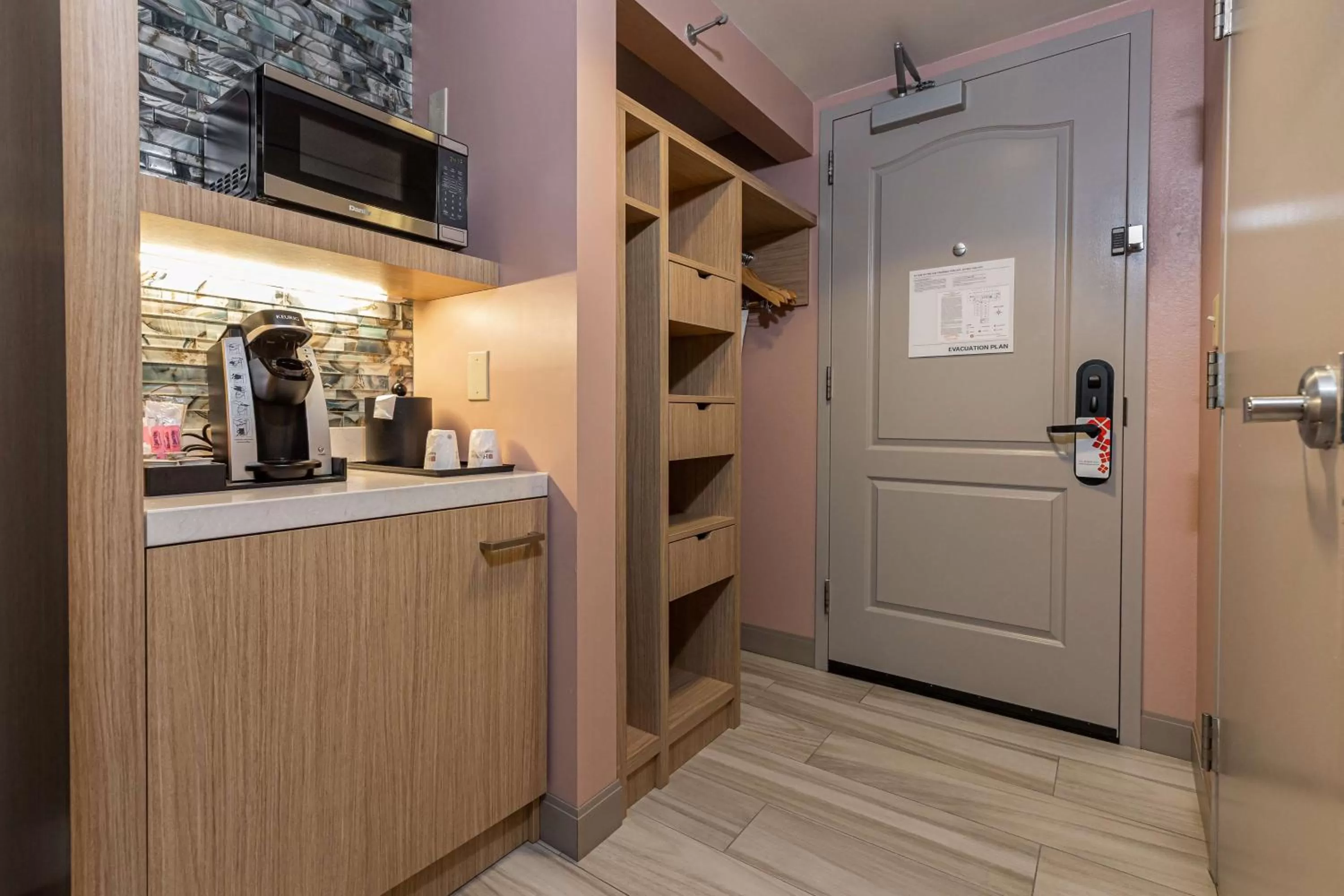 Kitchen or kitchenette in Hilton Garden Inn Ithaca