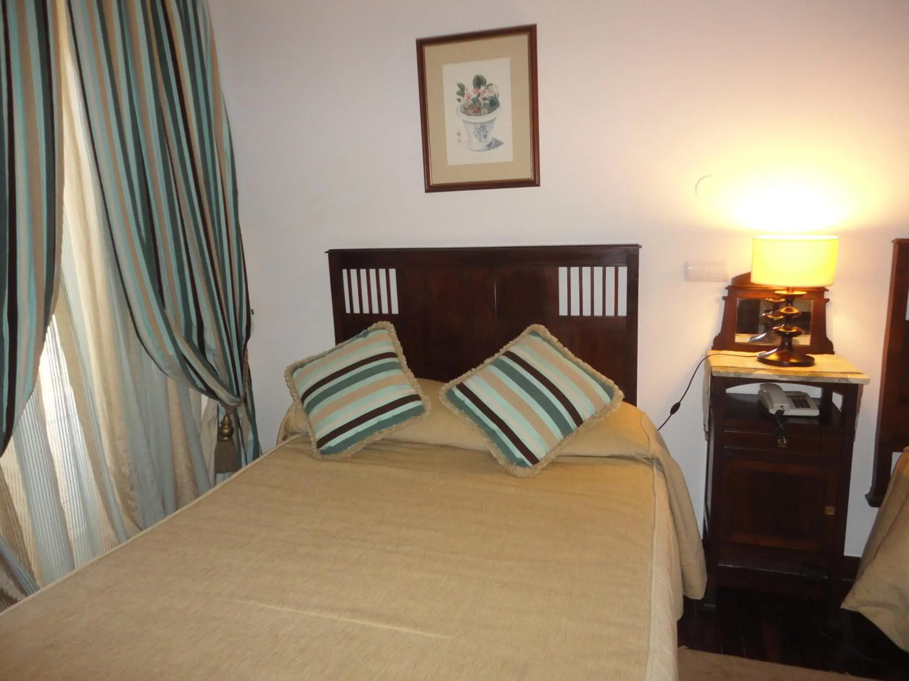 Bedroom, Bed in Hotel Rural Quinta de Santo Antonio