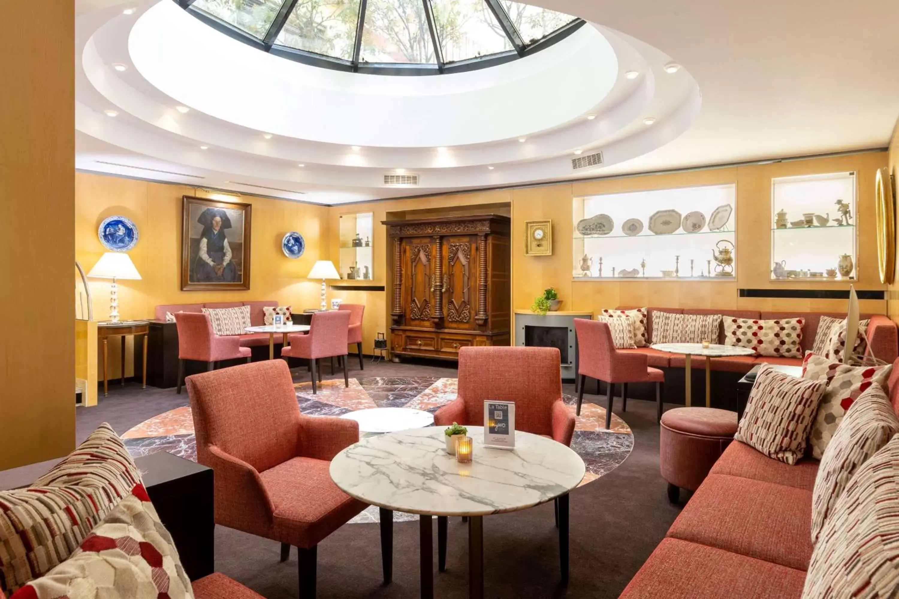 Lounge or bar, Restaurant/Places to Eat in Best Western Plus Monopole Métropole
