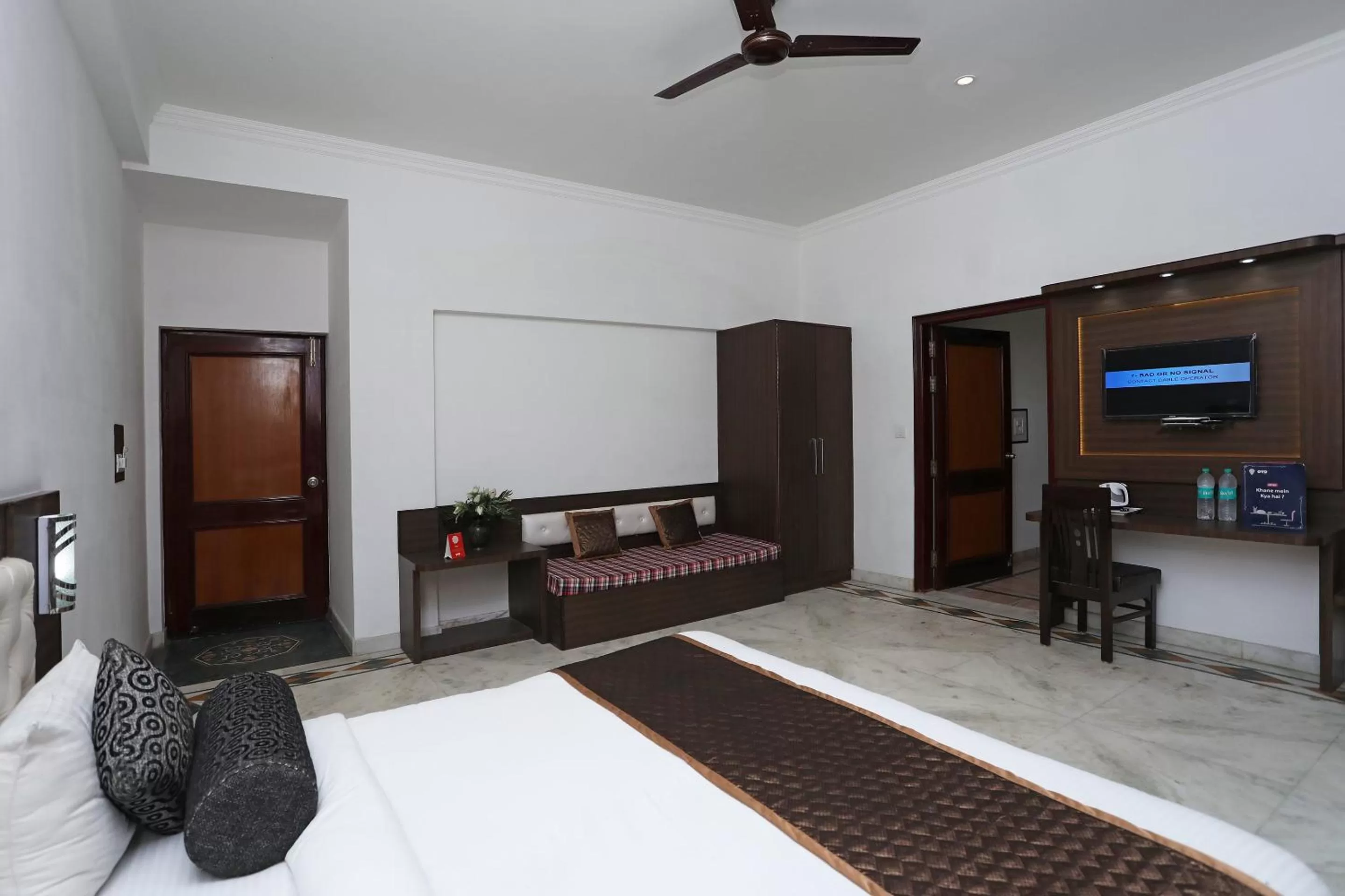 Bedroom, Bed in Hotel Marc Royal