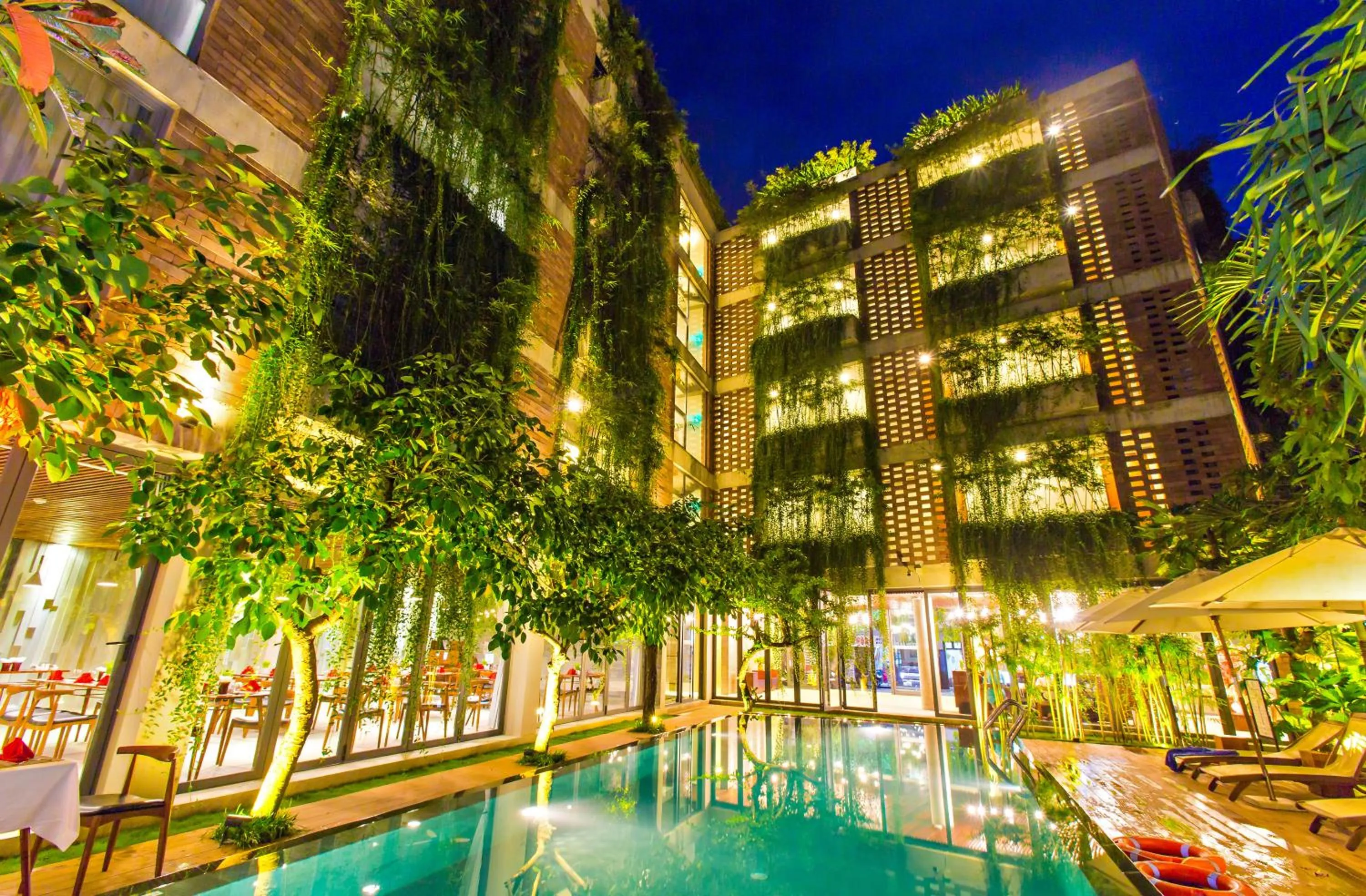 Bird's eye view in Mulberry Collection Silk Eco