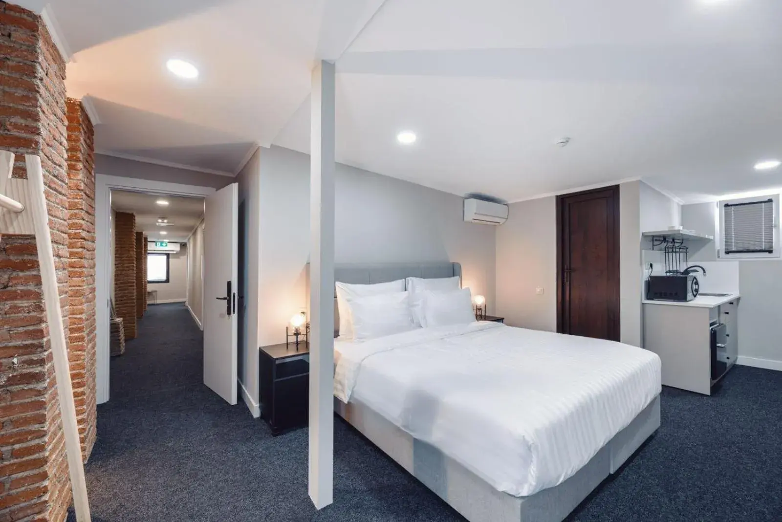 Bedroom, Bed in Salve Bedroom, Bed in Salve