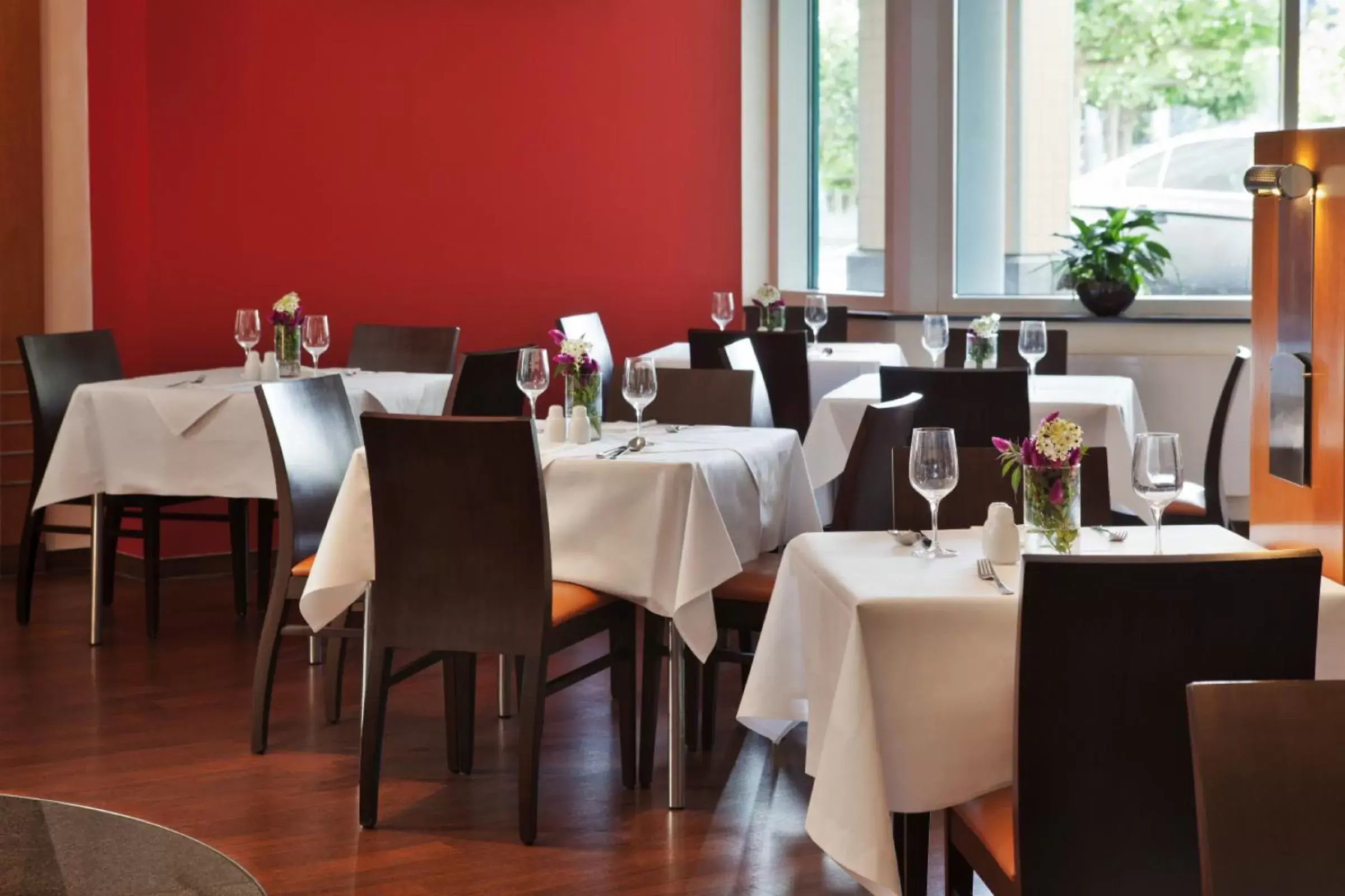 Restaurant/places to eat in IntercityHotel Kassel Restaurant/places to eat in IntercityHotel Kassel