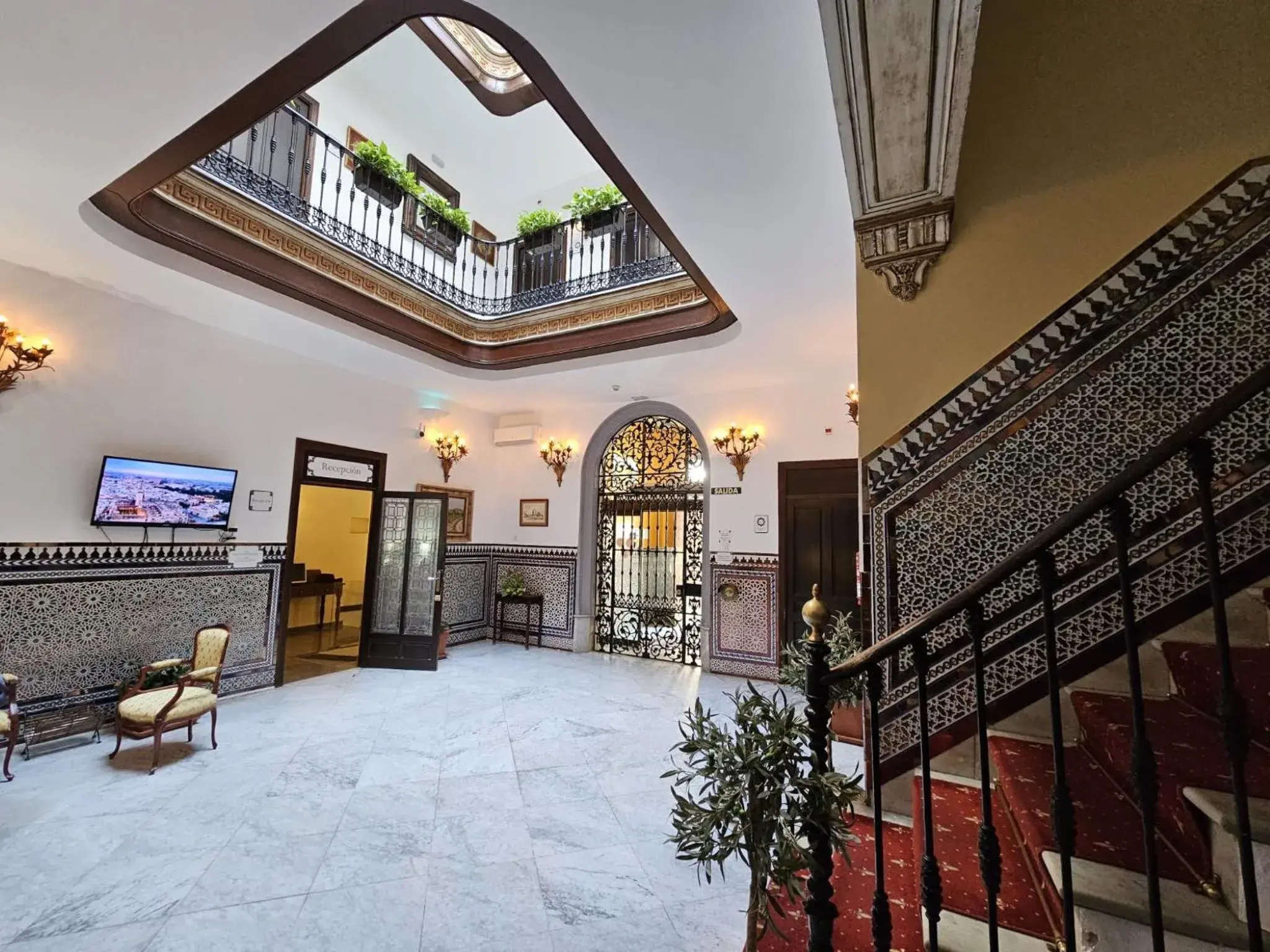 Lobby or reception in Hotel Casona de San Andr