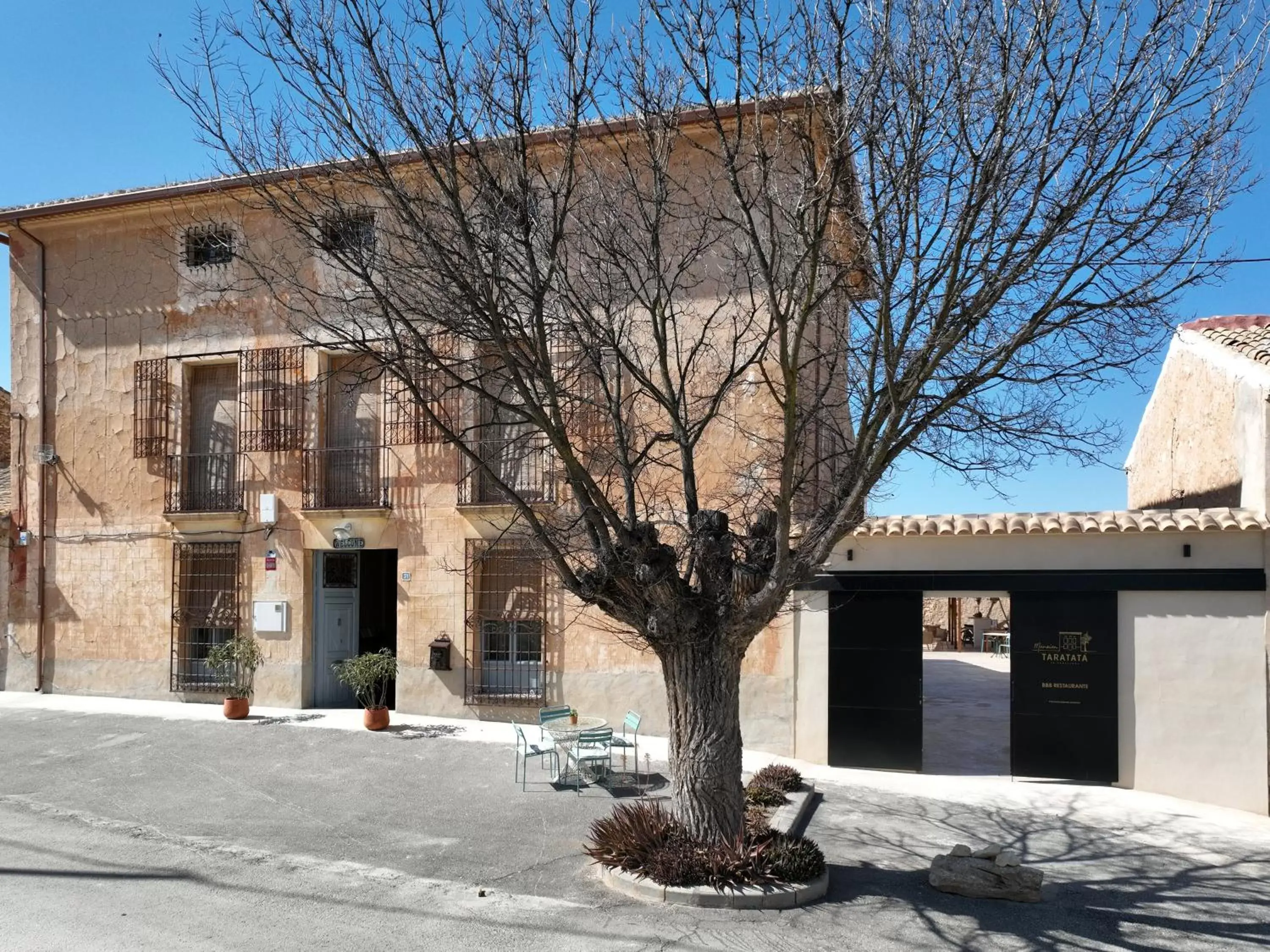 Property Building in Mansion taratatá