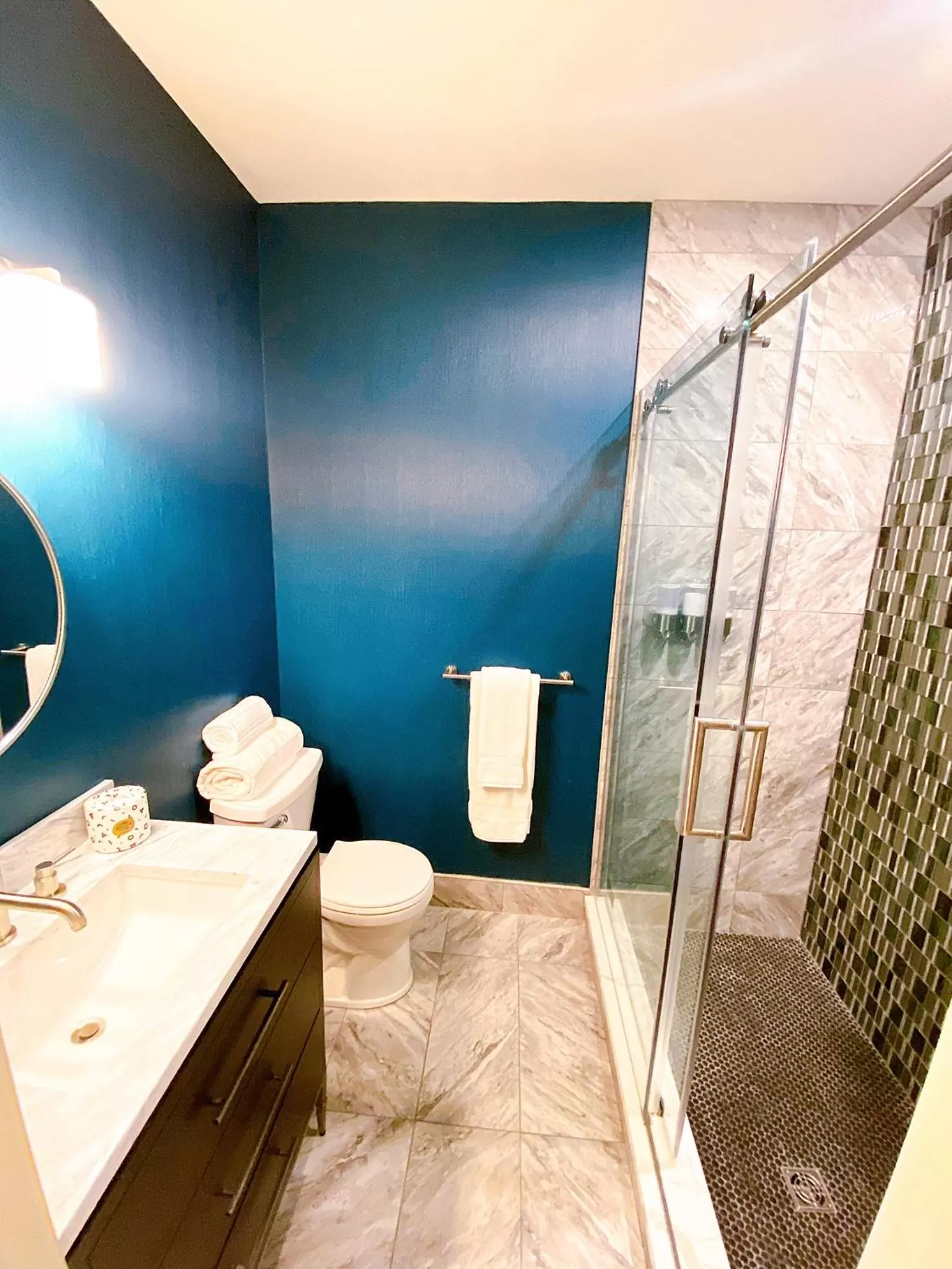 Shower in The Edward Buffalo