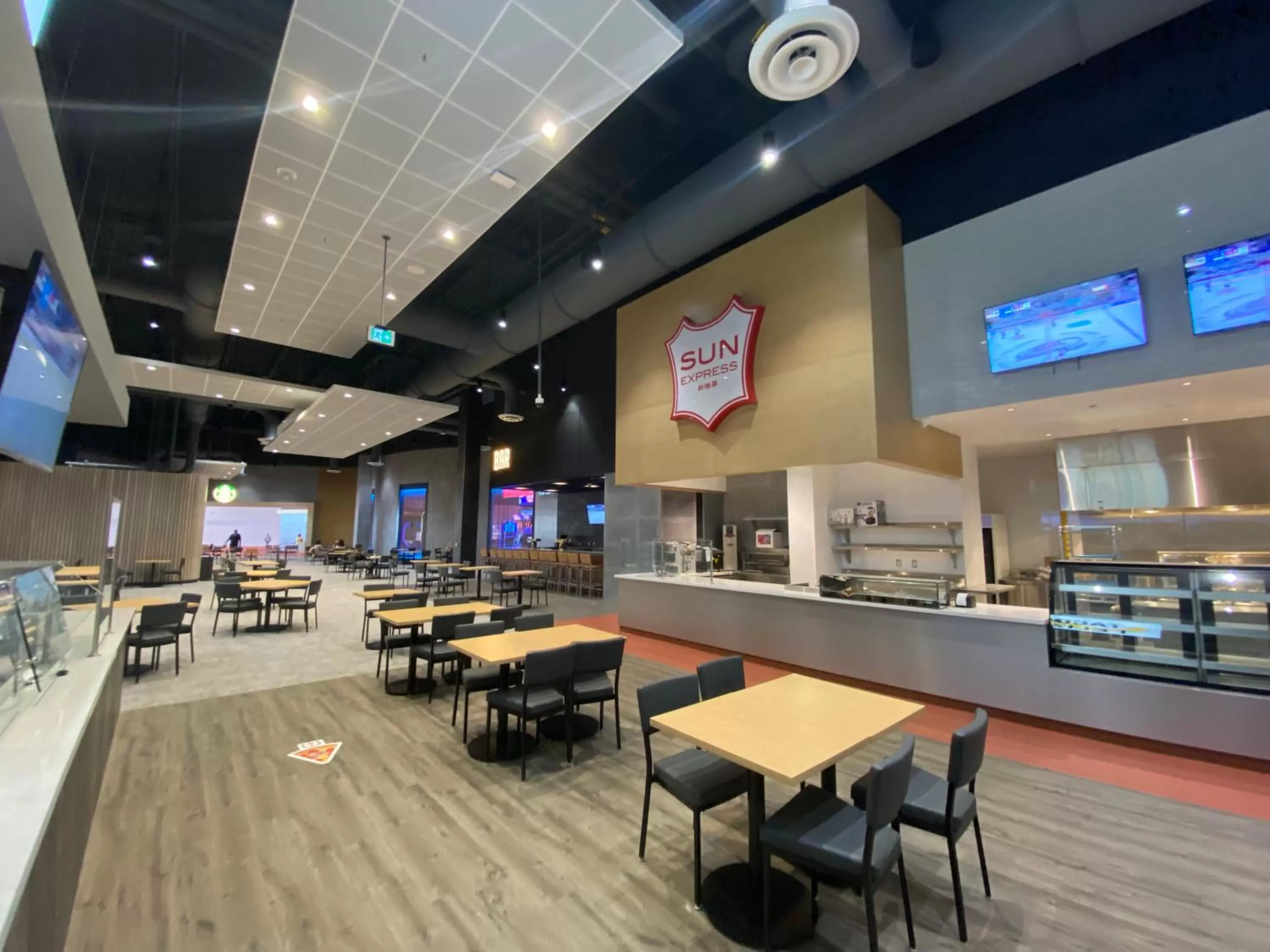 Food and drinks in Pickering Casino Resort