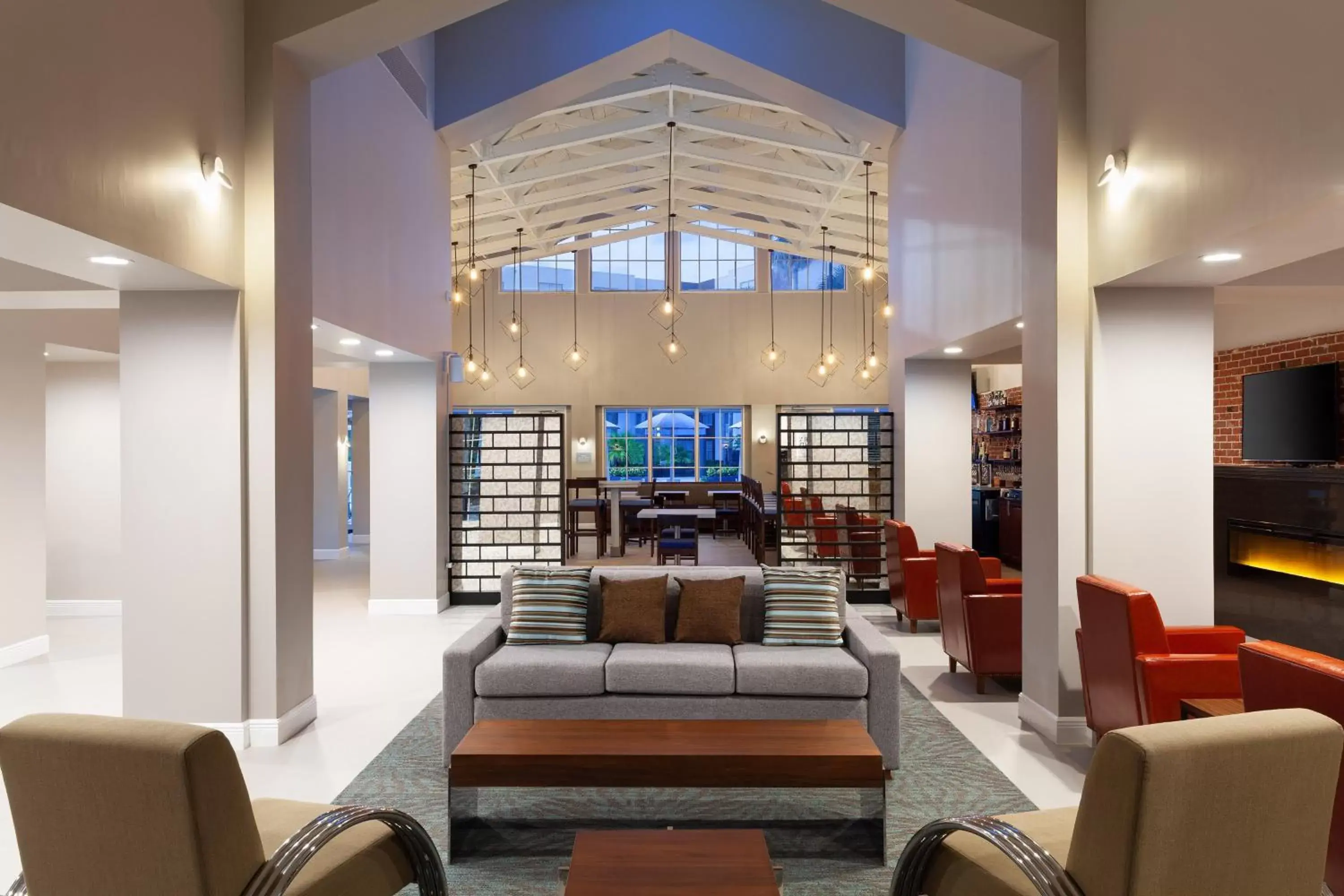 Lobby or reception in Four Points by Sheraton Orlando Convention Center